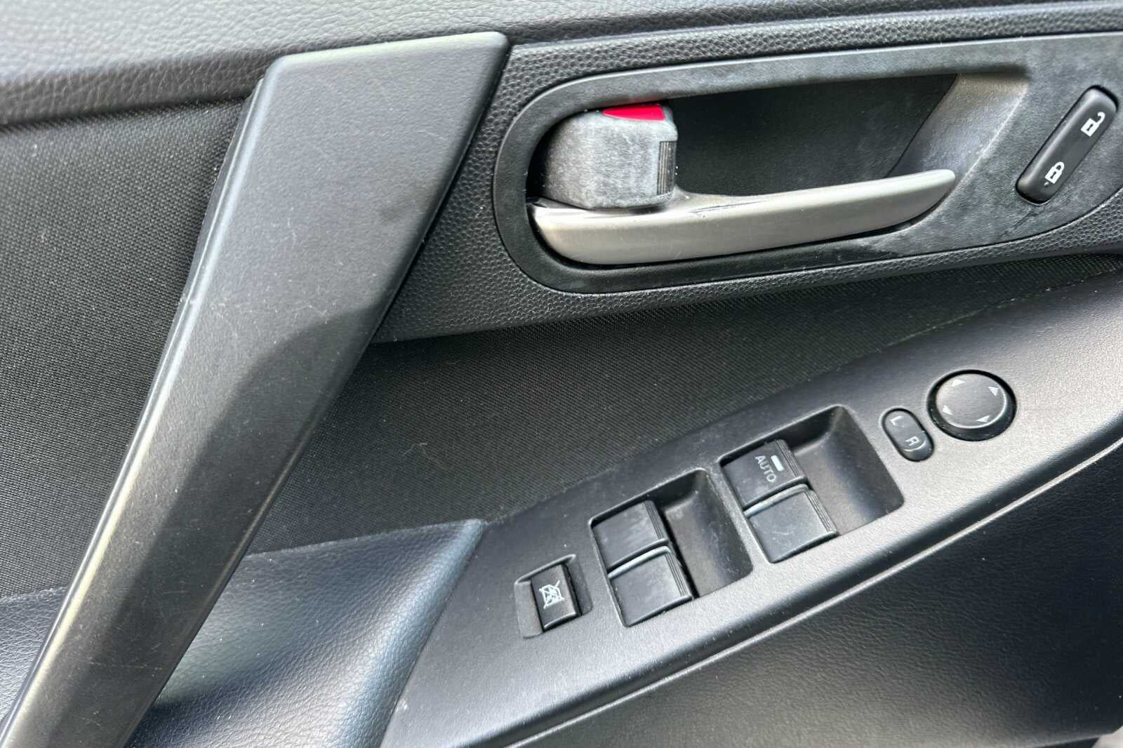 2012 Mazda Mazda3 i Touring