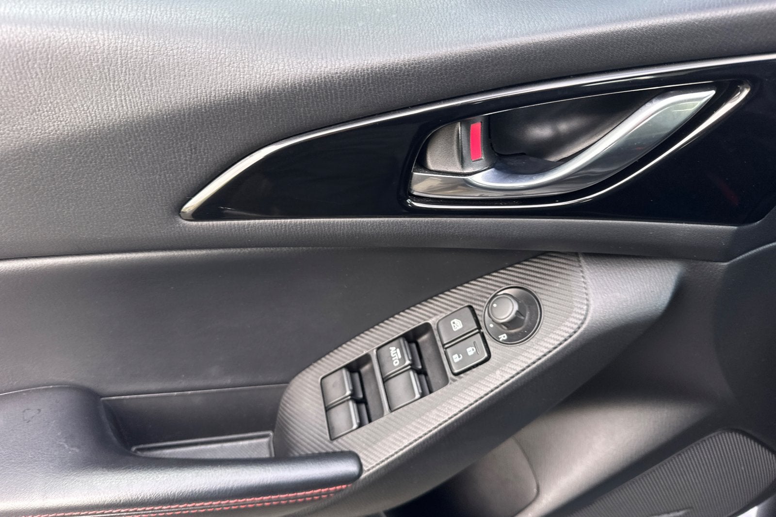 2014 Mazda Mazda3 s Grand Touring