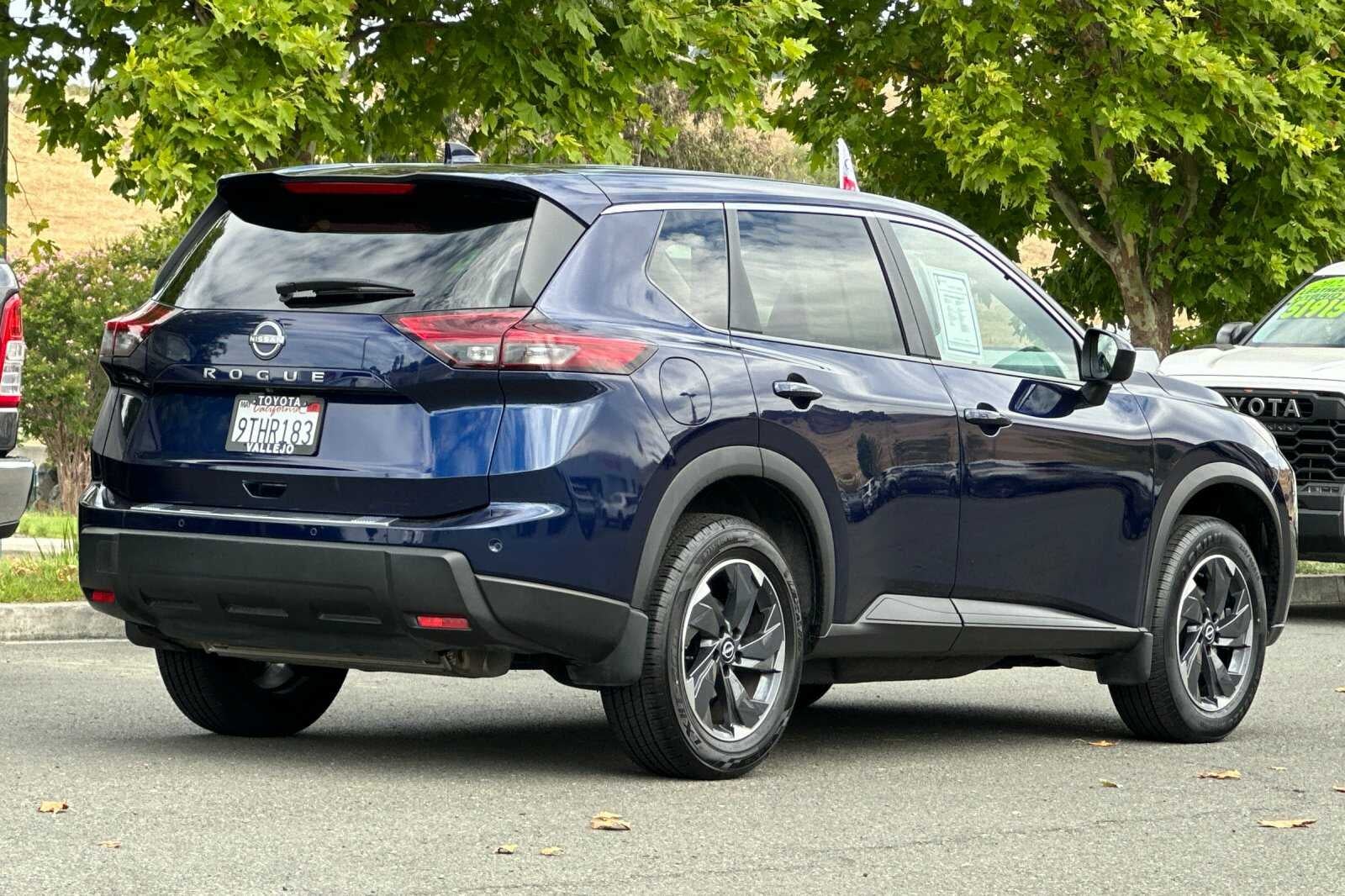 2025 Nissan Rogue SV