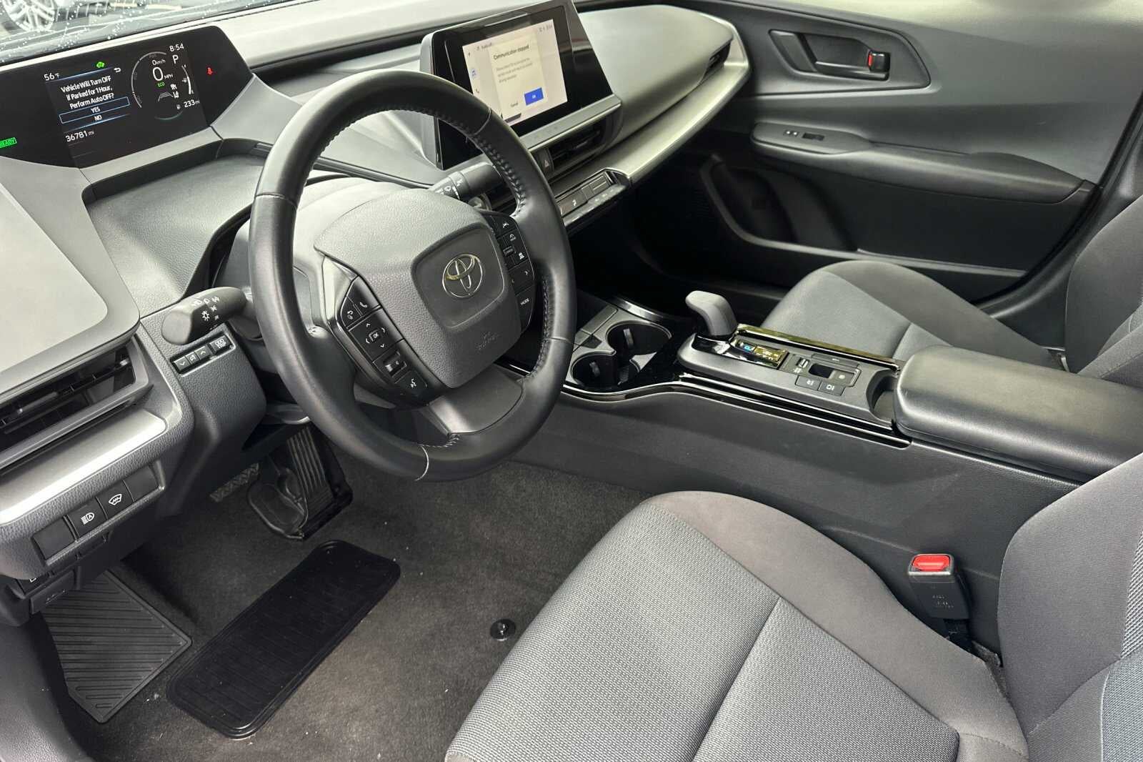 2025 Toyota Prius LE 5D Hatchback