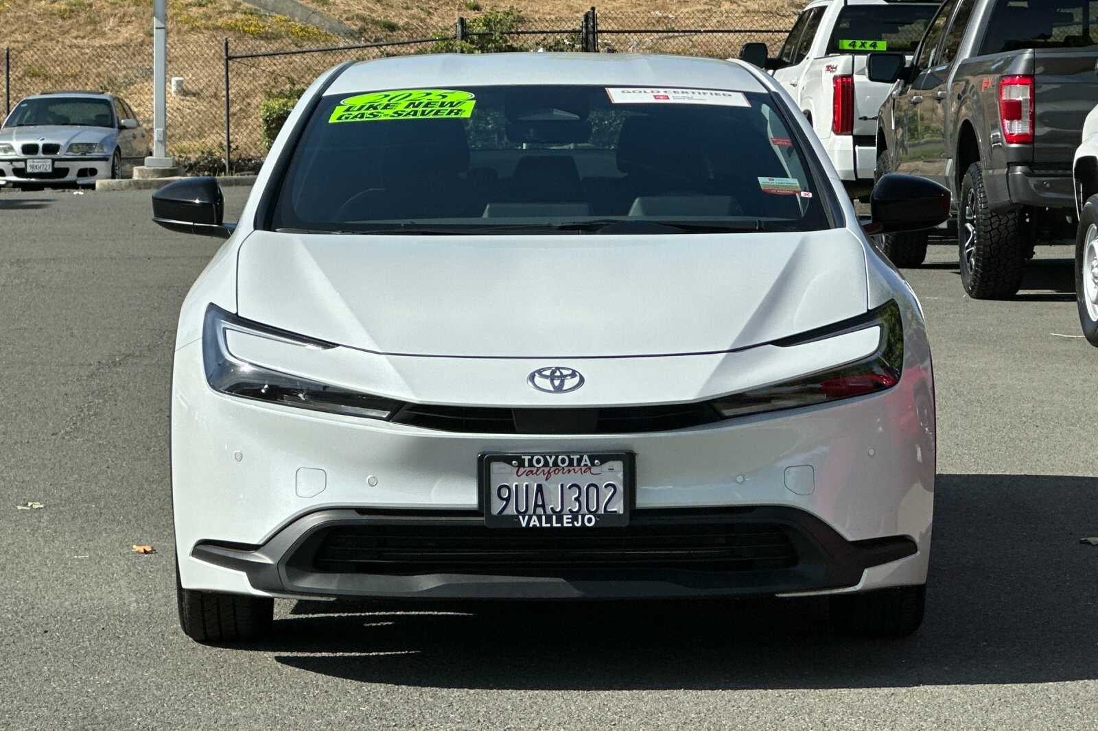 2025 Toyota Prius LE 5D Hatchback