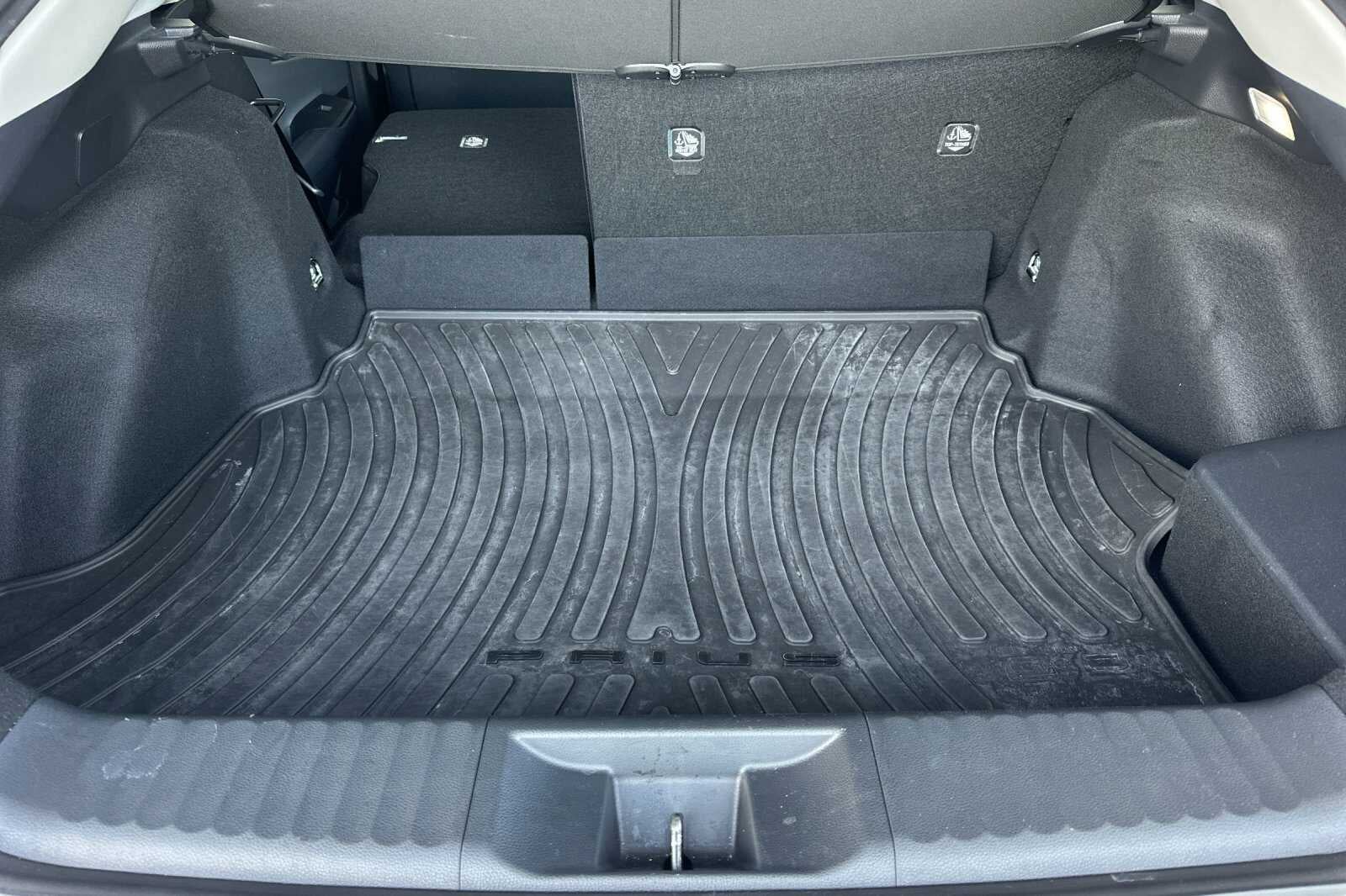 2025 Toyota Prius LE 5D Hatchback