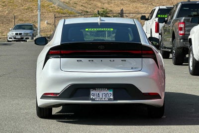 2025 Toyota Prius LE 5D Hatchback