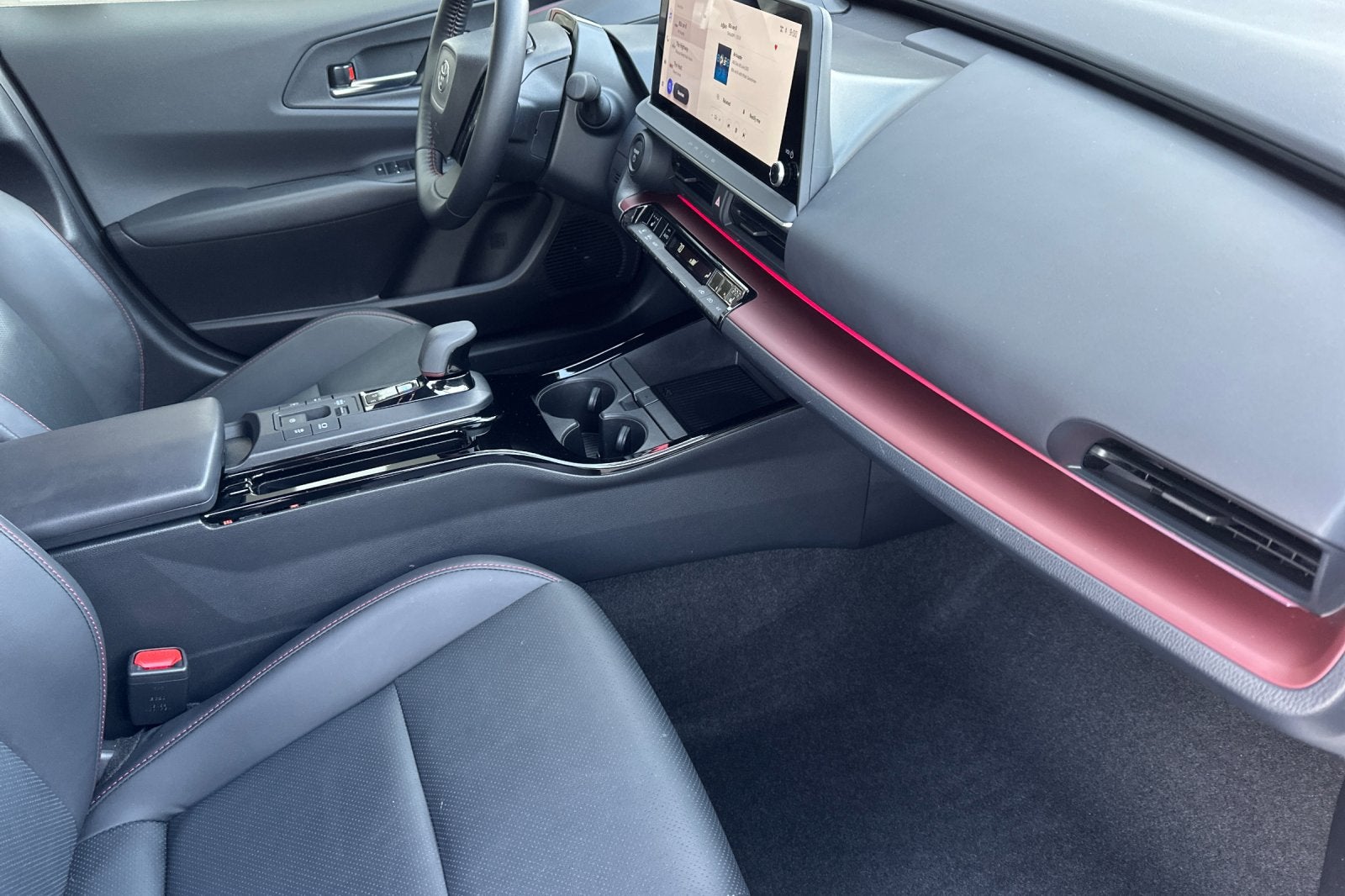 2024 Toyota Prius Prime XSE 5D Hatchback