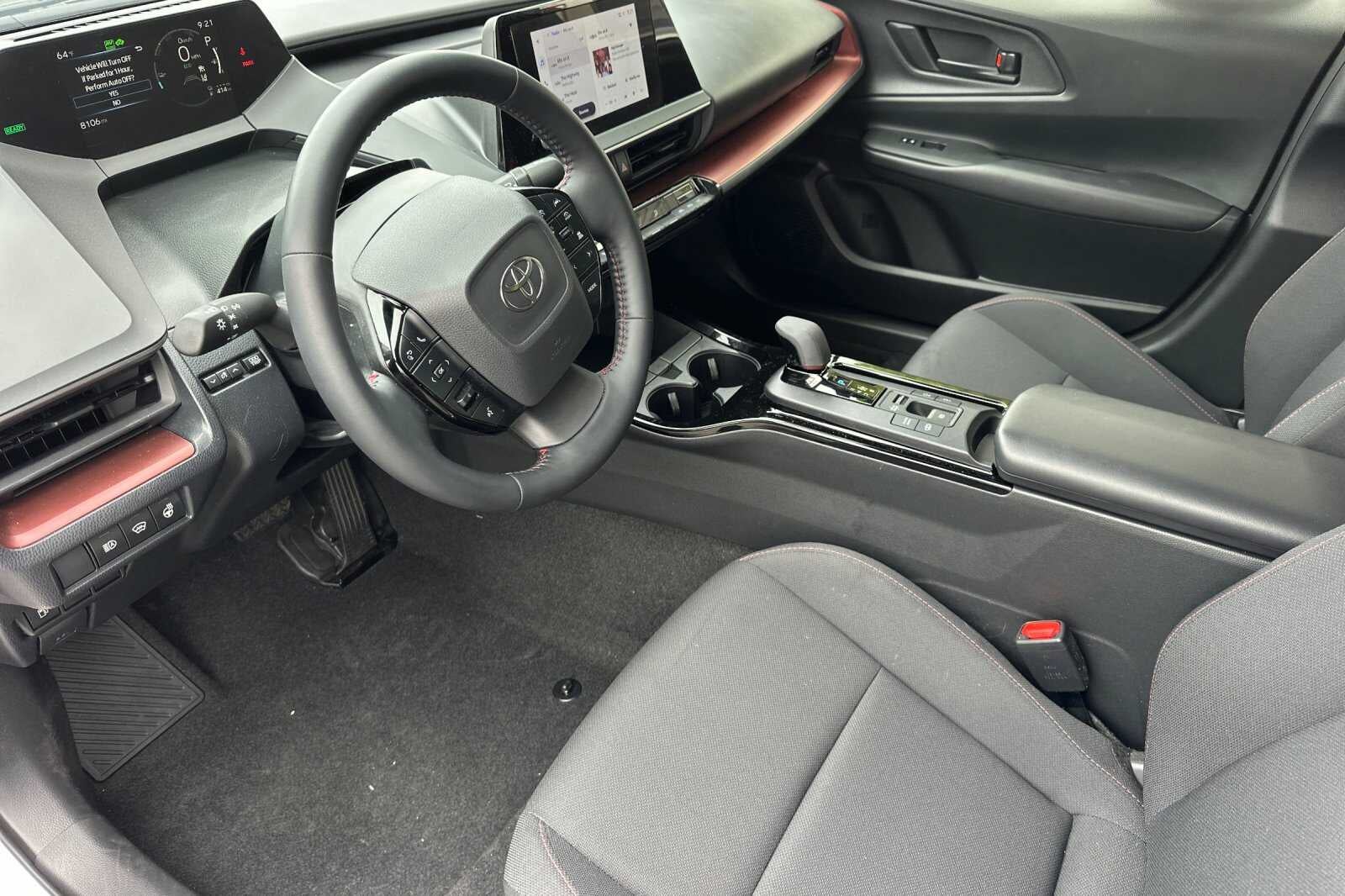 2026 Toyota Prius Plug-In Hybrid Hybrid SE 5D Hatchback