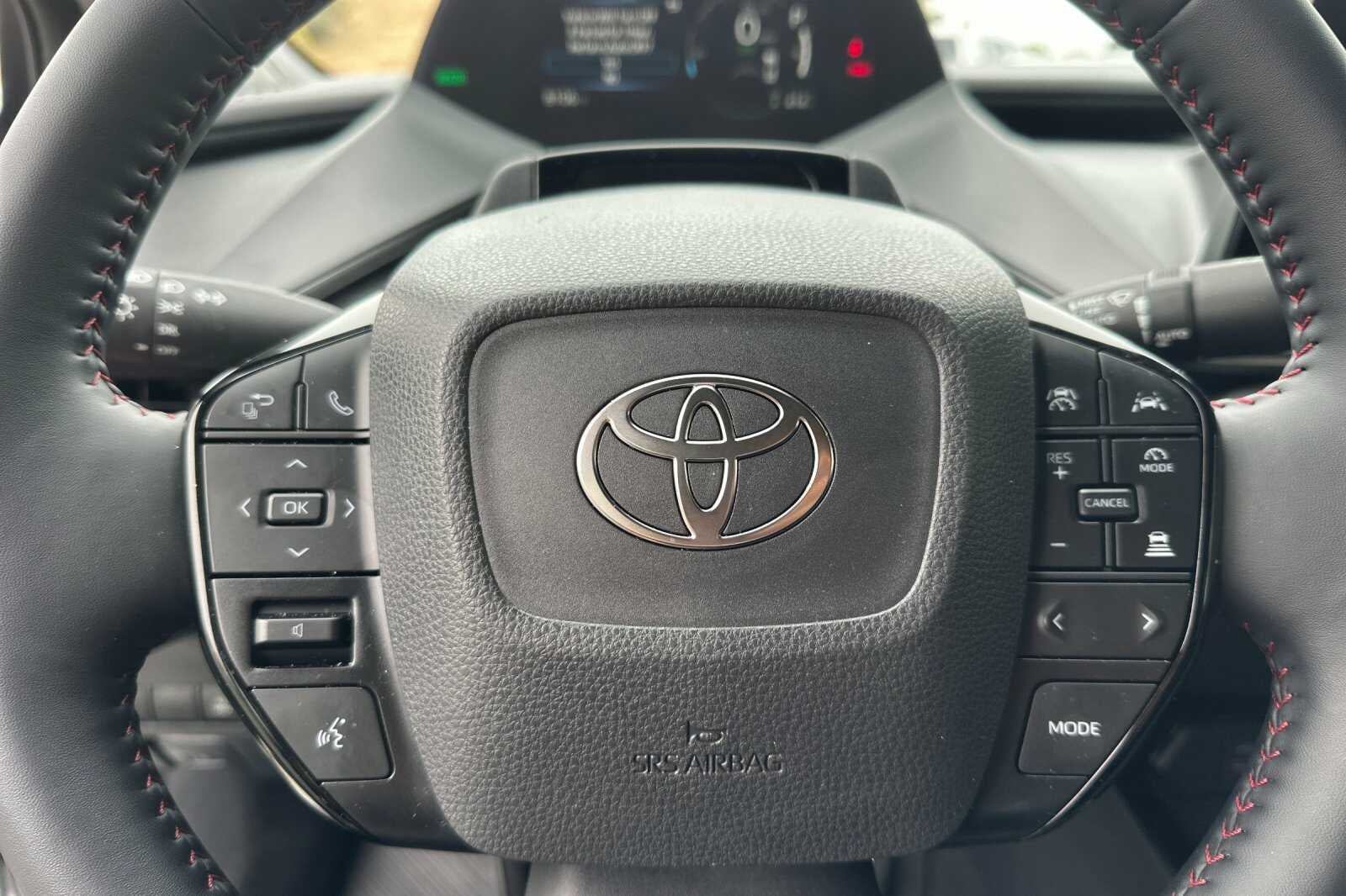 2026 Toyota Prius Plug-In Hybrid Hybrid SE 5D Hatchback