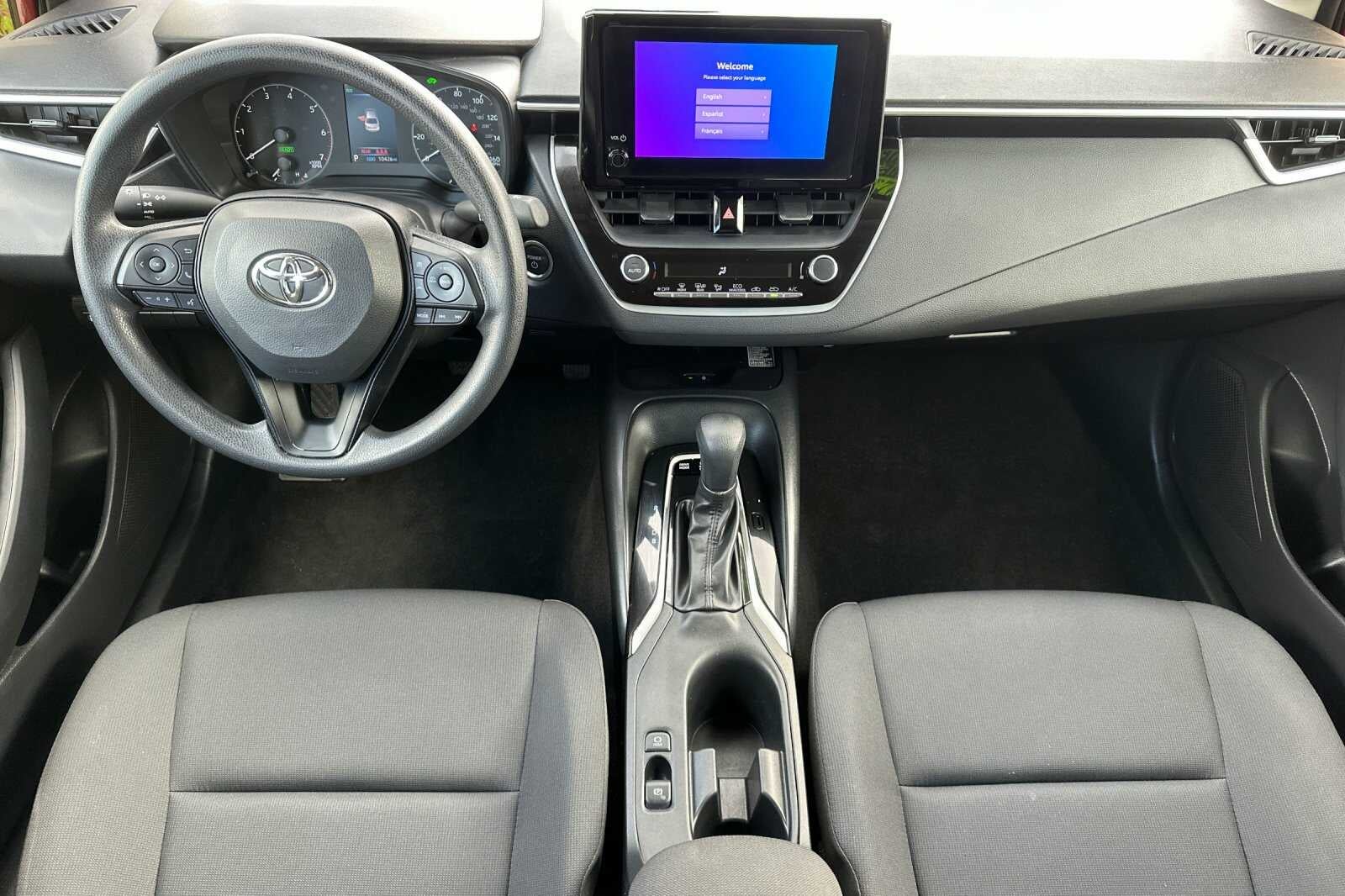 2025 Toyota Corolla Hybrid LE 4D Sedan