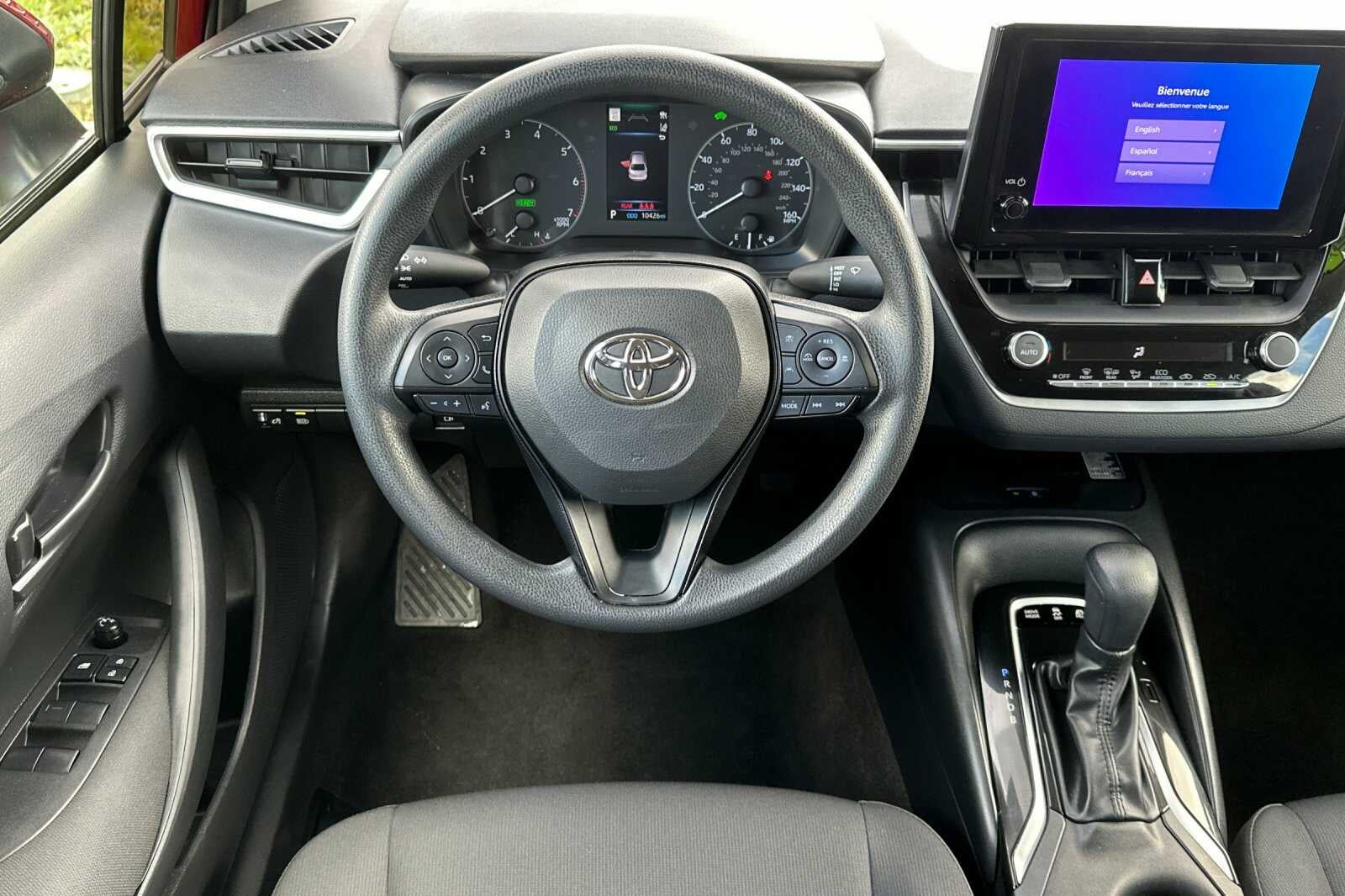 2025 Toyota Corolla Hybrid LE 4D Sedan