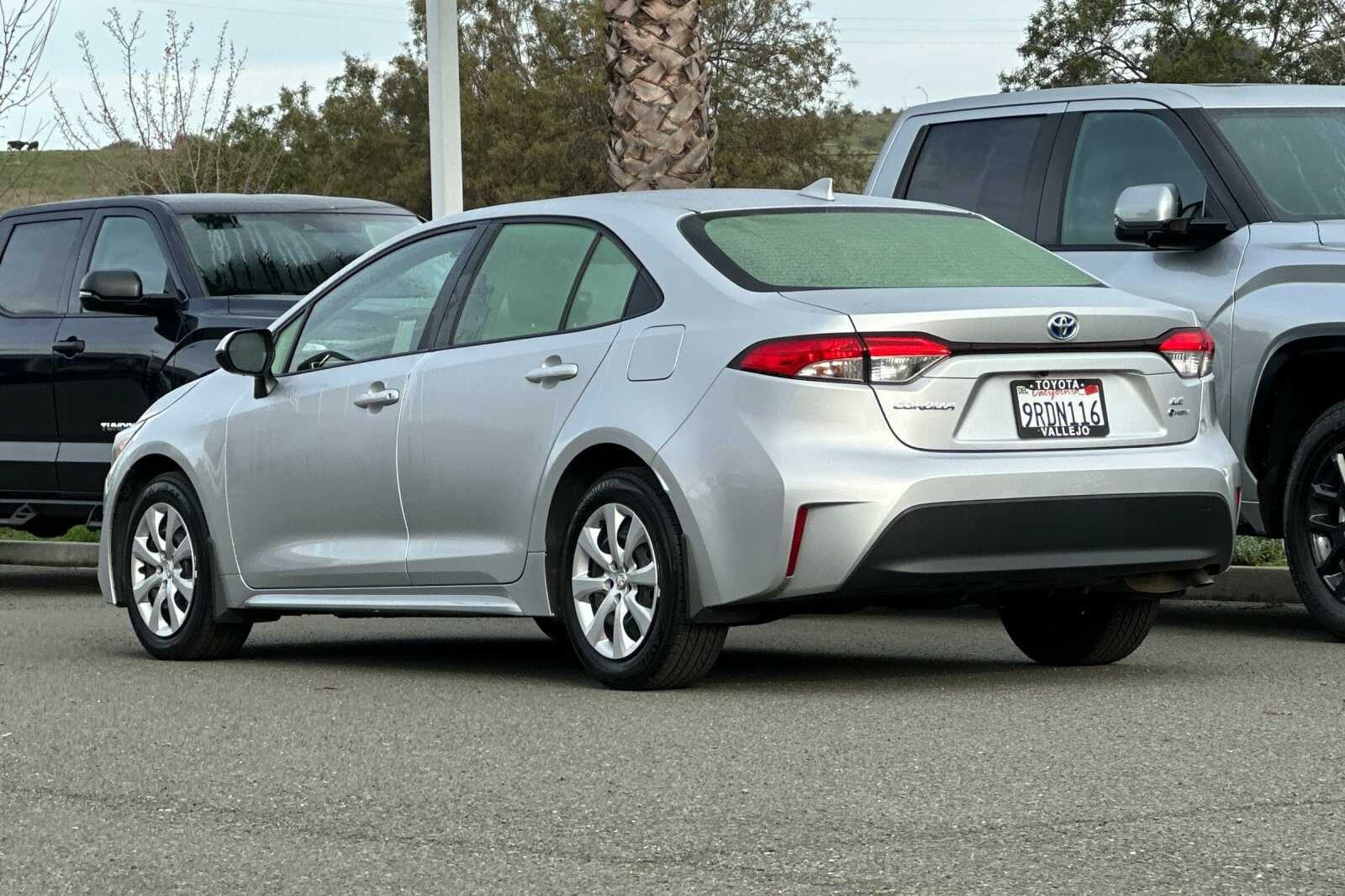 2025 Toyota Corolla Hybrid LE 4D Sedan
