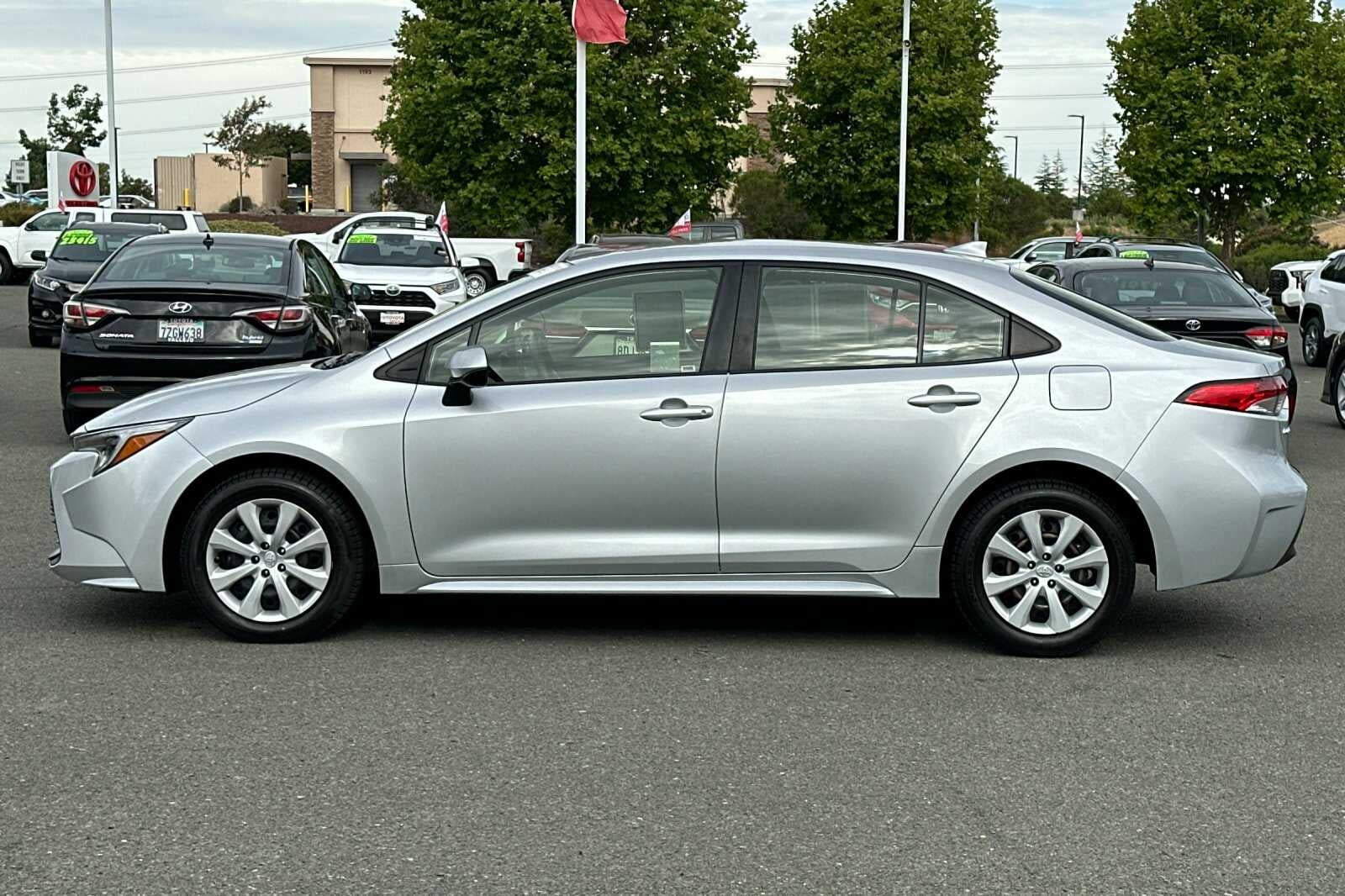 2024 Toyota Corolla Hybrid LE 4D Sedan