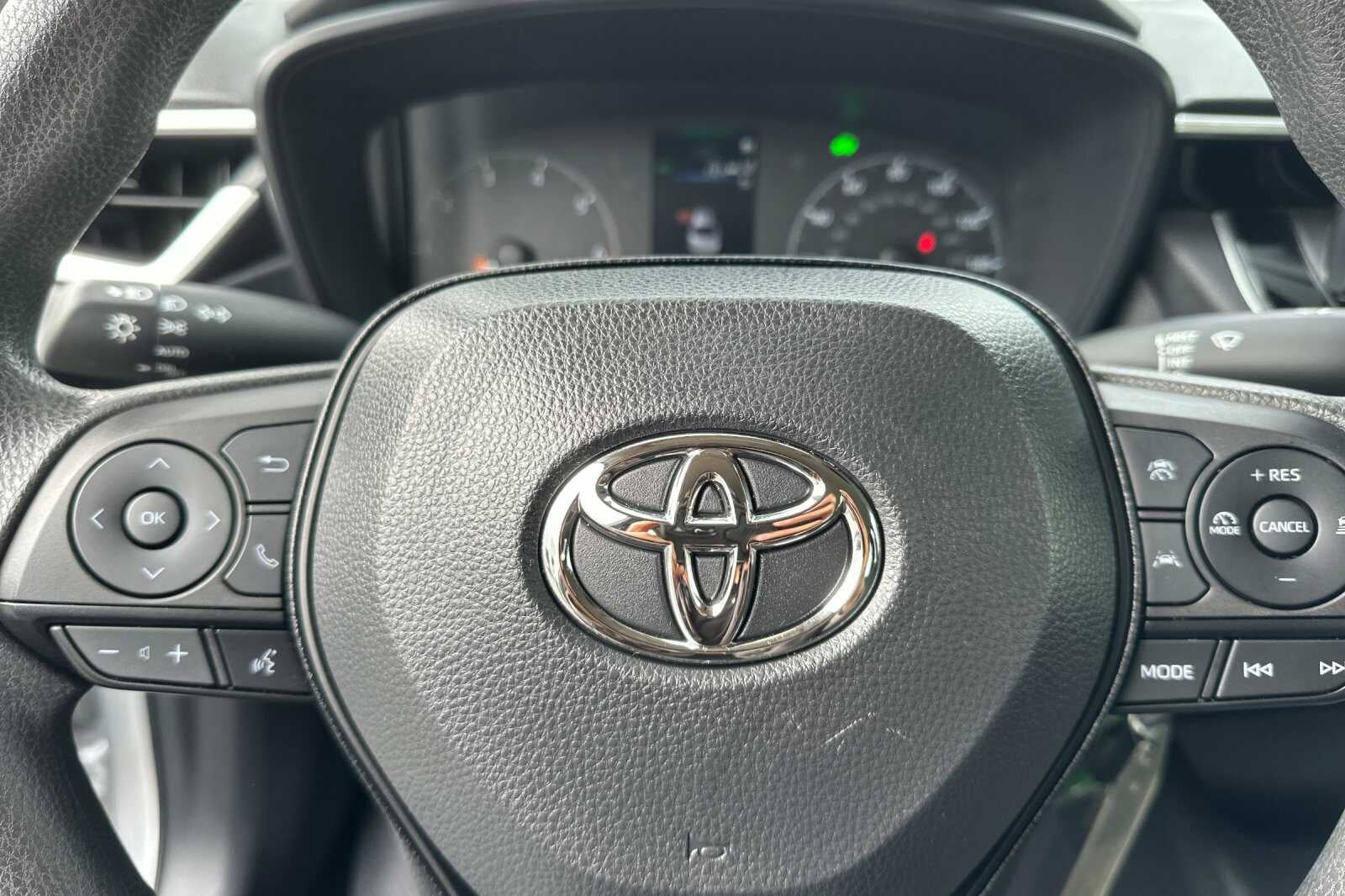 2024 Toyota Corolla Hybrid LE 4D Sedan