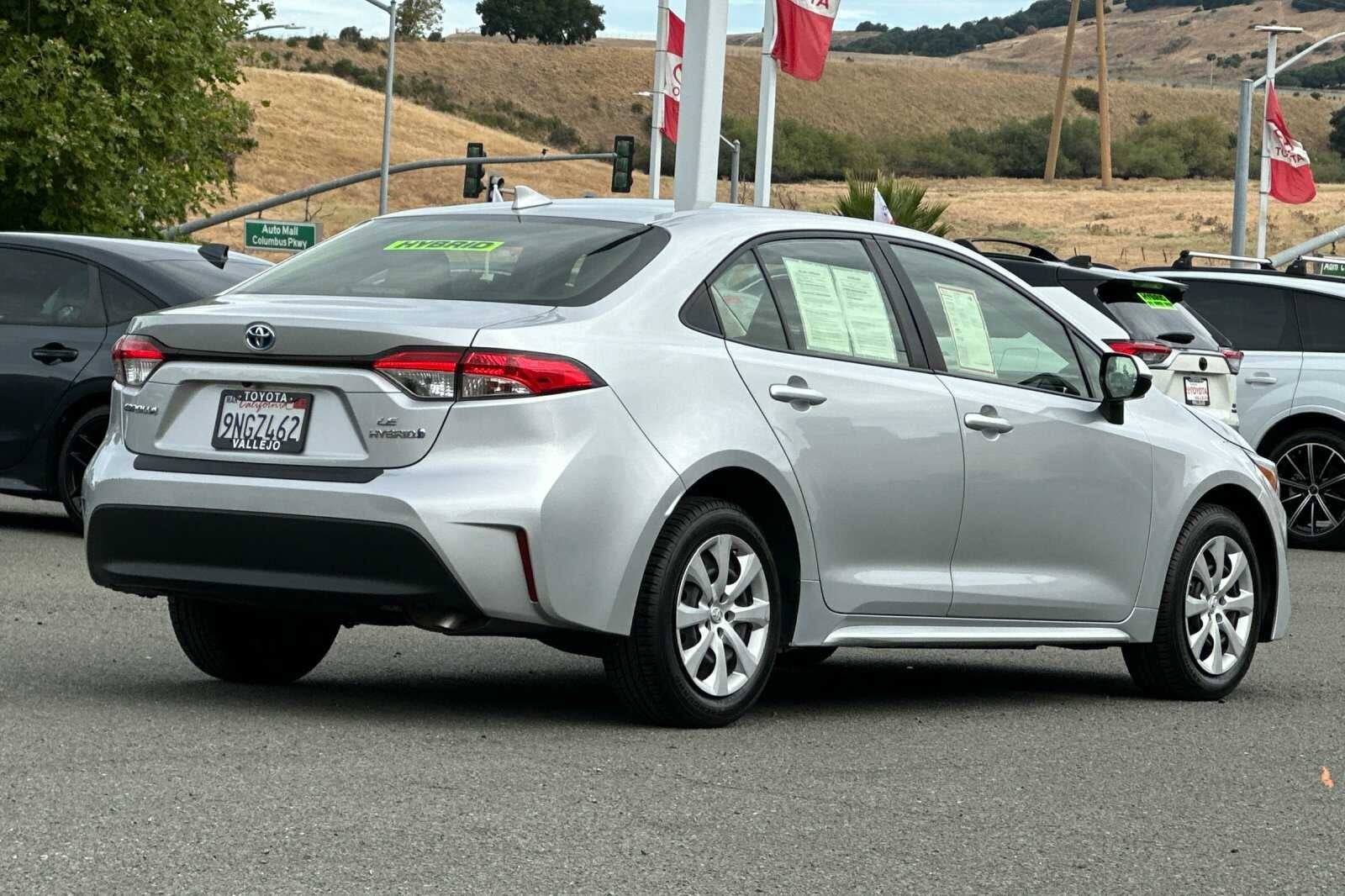 2024 Toyota Corolla Hybrid LE 4D Sedan