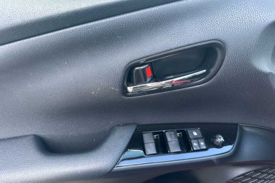 2022 Toyota Prius LE 5D Hatchback