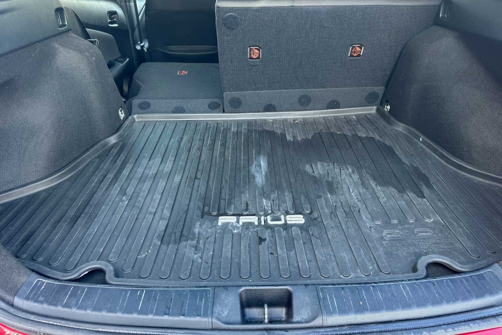 2022 Toyota Prius LE 5D Hatchback