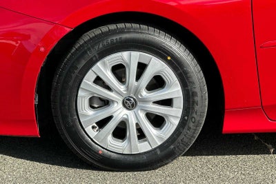 2022 Toyota Prius LE 5D Hatchback