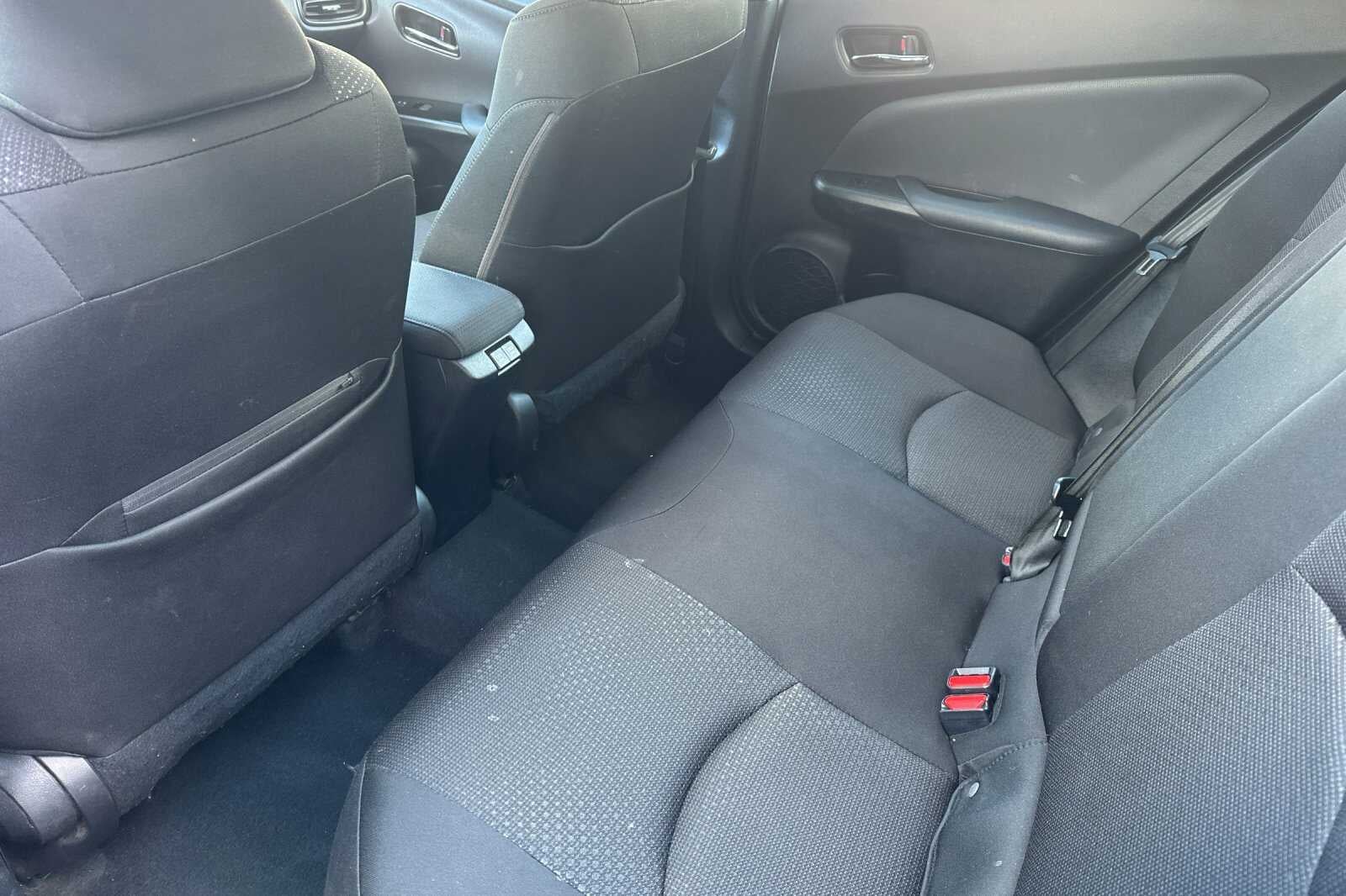 2022 Toyota Prius LE 5D Hatchback