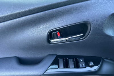 2021 Toyota Prius L 5D Hatchback