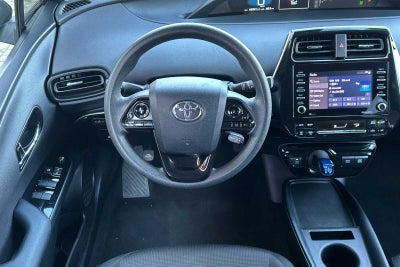 2021 Toyota Prius L 5D Hatchback