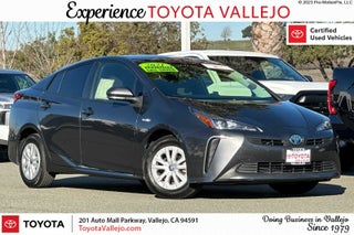 2021 Toyota Prius L 5D Hatchback