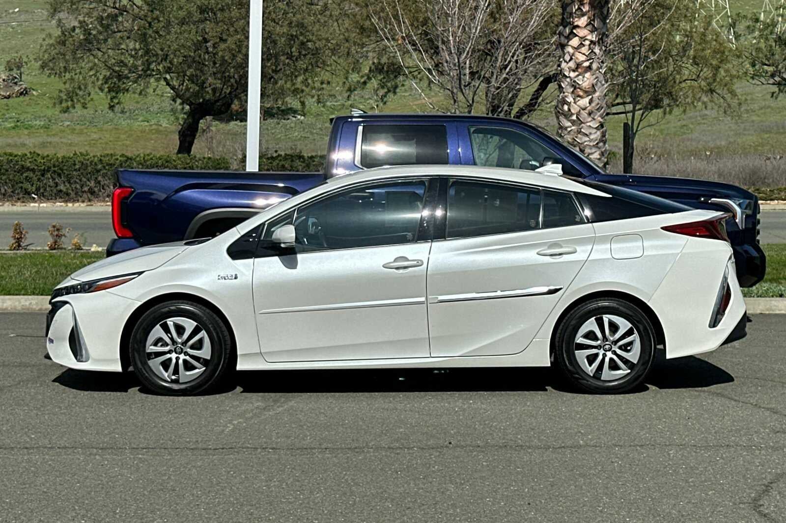 2019 Toyota Prius Prime Premium 5D Hatchback