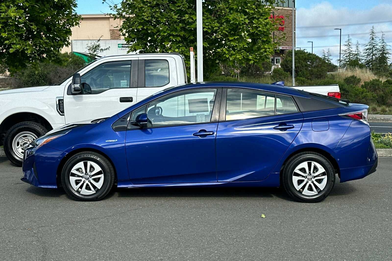 2017 Toyota Prius Four 5D Hatchback