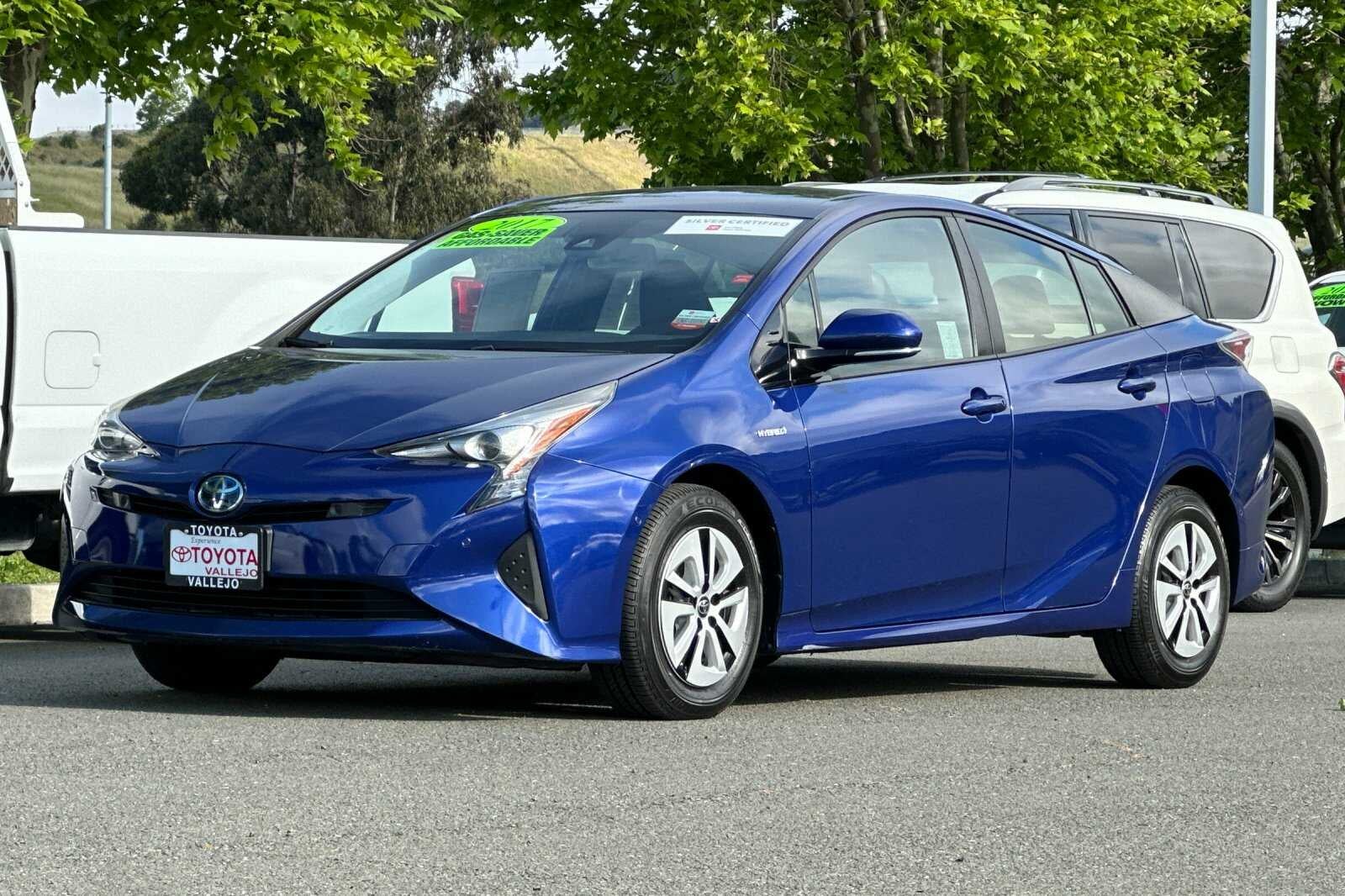 2017 Toyota Prius Four 5D Hatchback