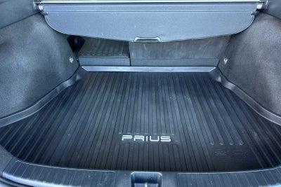 2017 Toyota Prius Four 5D Hatchback