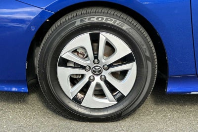 2017 Toyota Prius Four 5D Hatchback