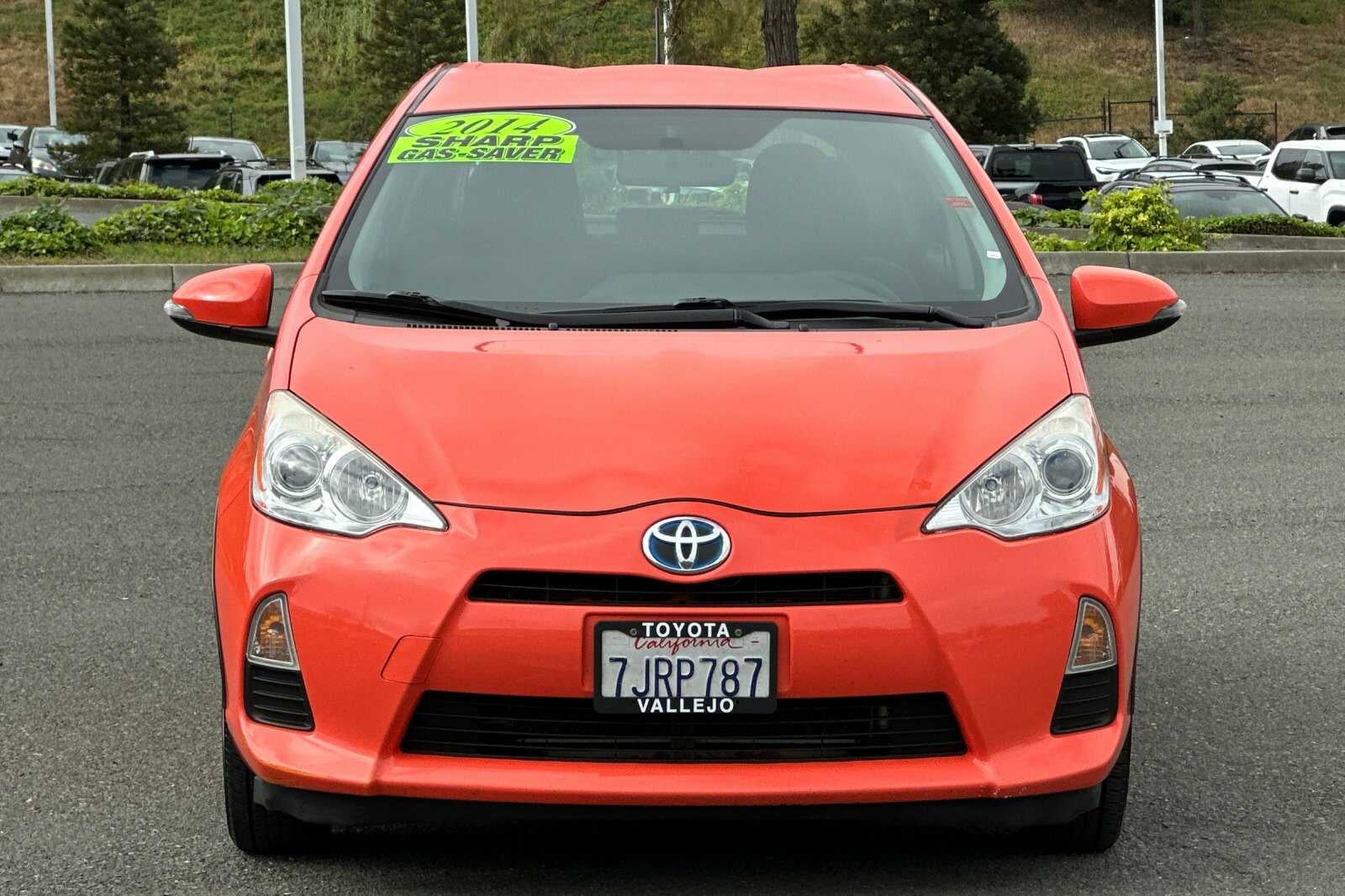 2014 Toyota Prius c Two 5D Hatchback