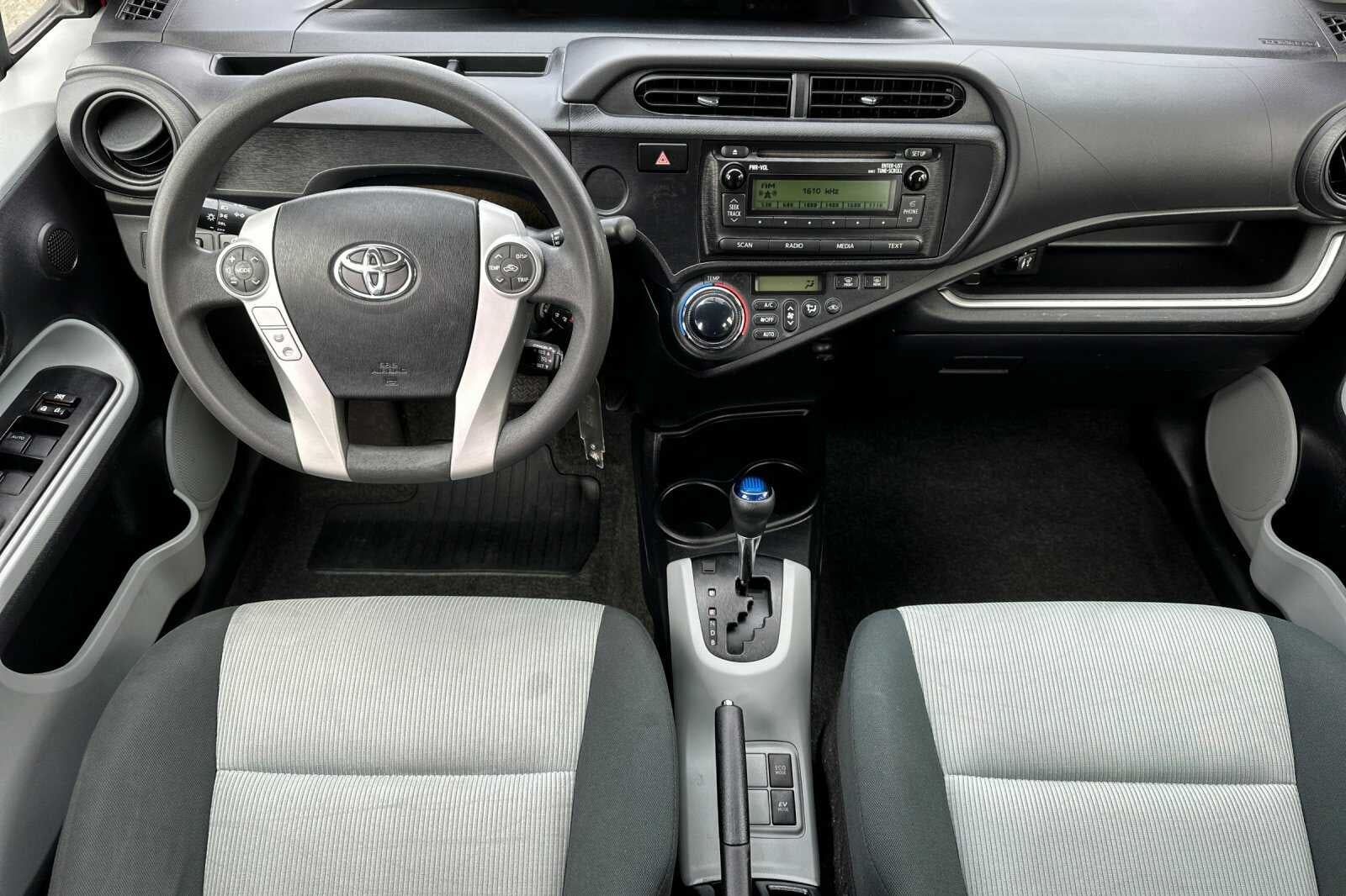 2014 Toyota Prius c Two 5D Hatchback