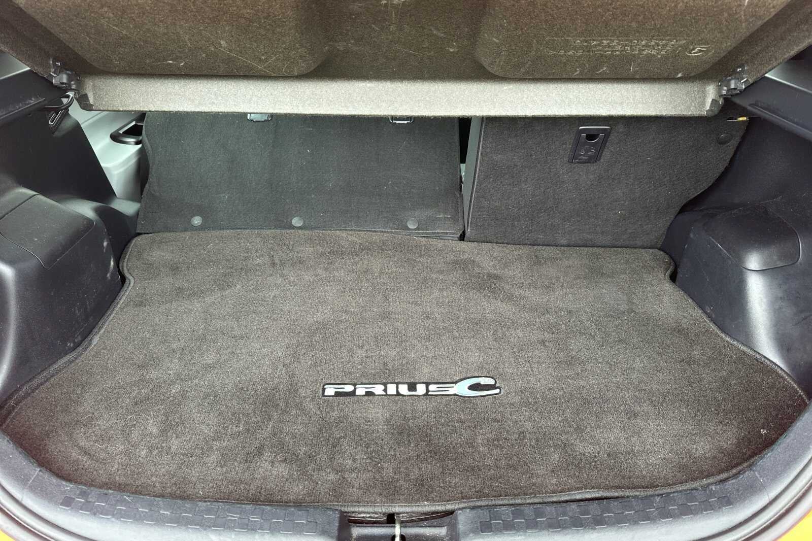 2014 Toyota Prius c Two 5D Hatchback