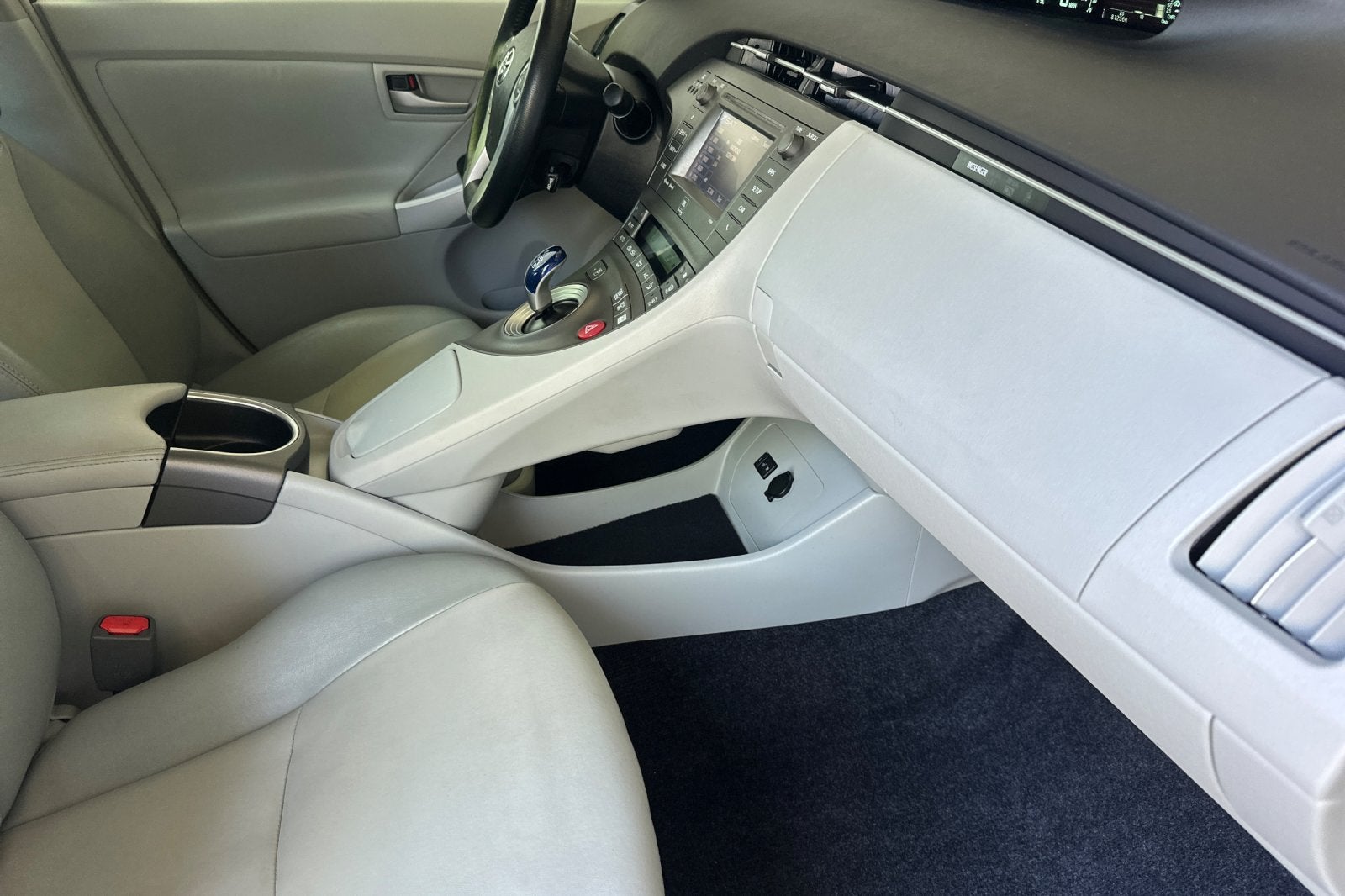 2015 Toyota Prius Four 5D Hatchback