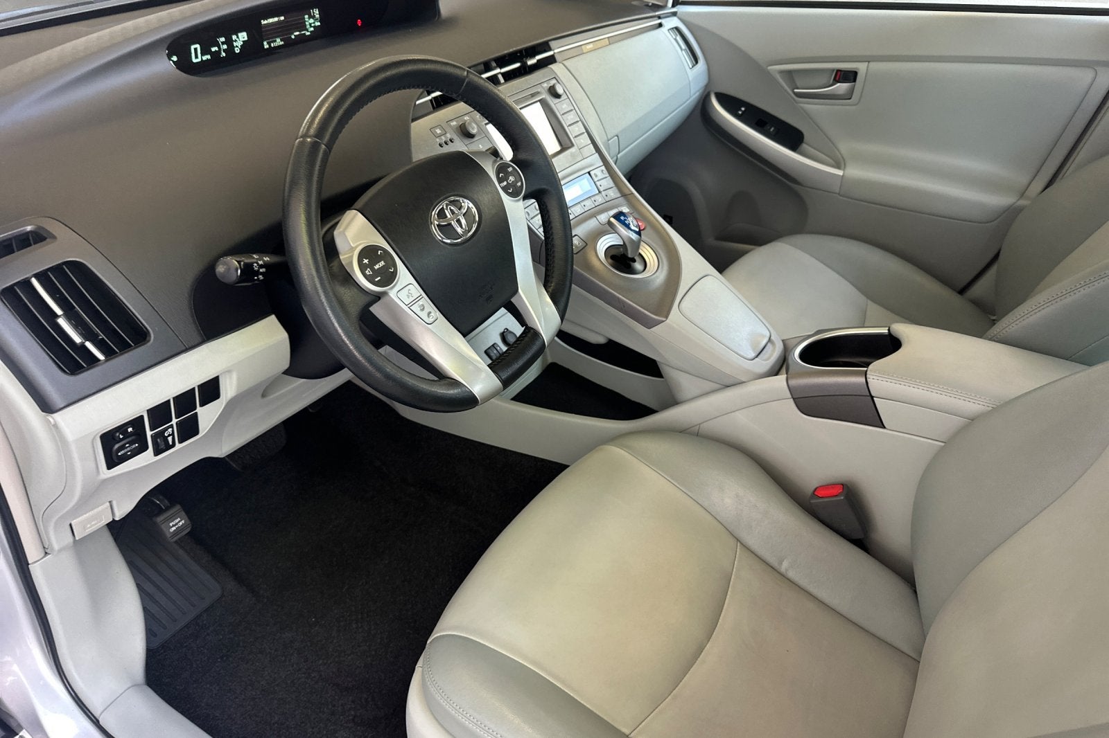 2015 Toyota Prius Four 5D Hatchback