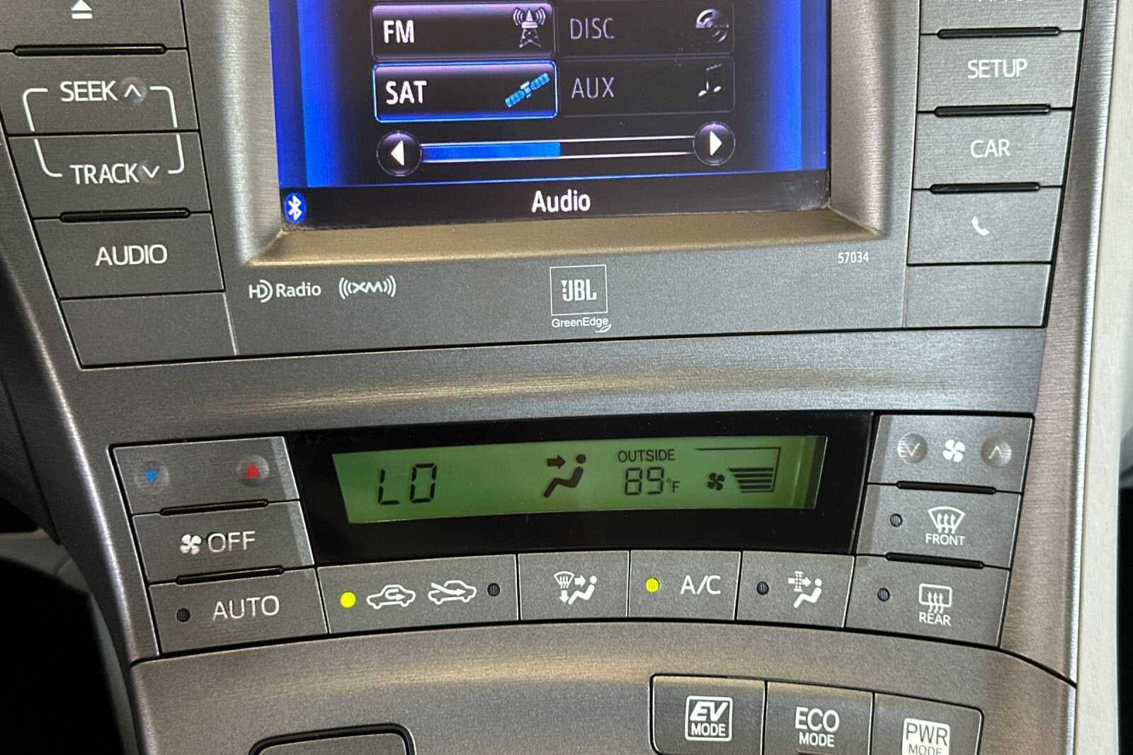 2015 Toyota Prius Four 5D Hatchback