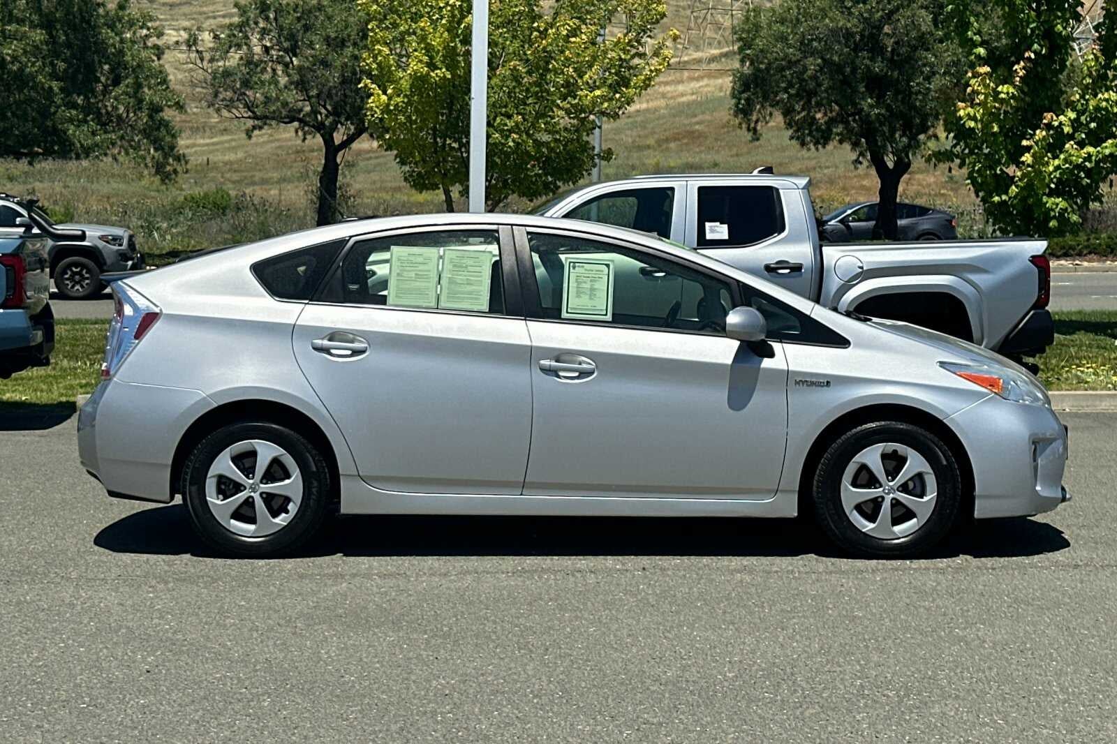 2015 Toyota Prius Four 5D Hatchback