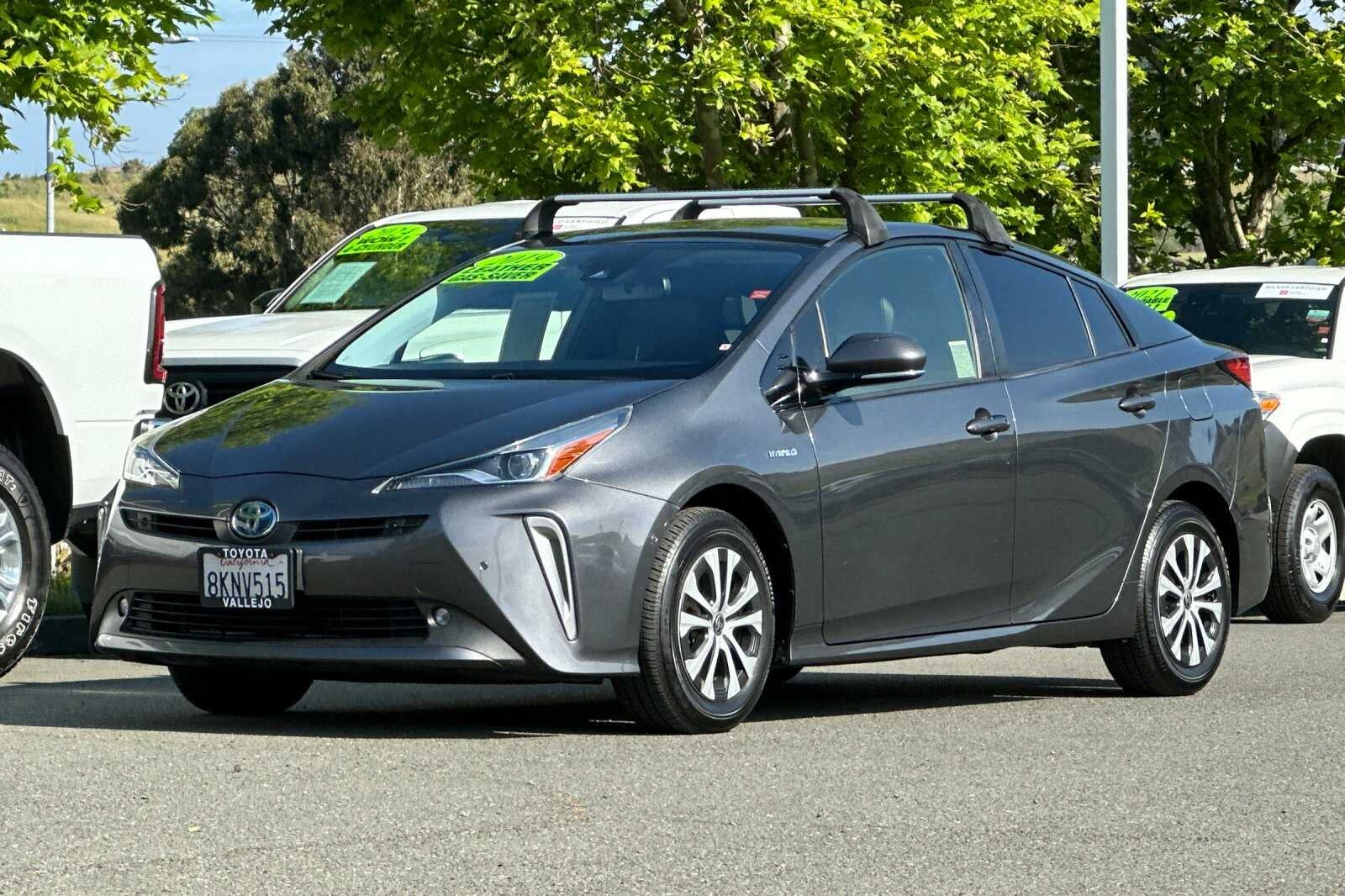 2019 Toyota Prius XLE AWD-e 5D Hatchback