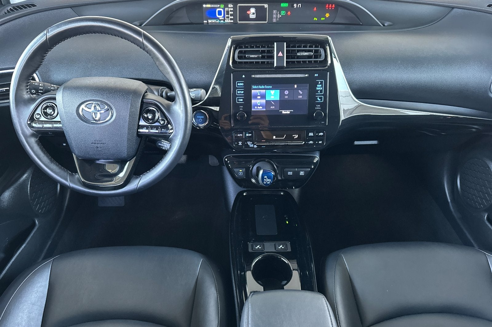 2019 Toyota Prius XLE AWD-e 5D Hatchback