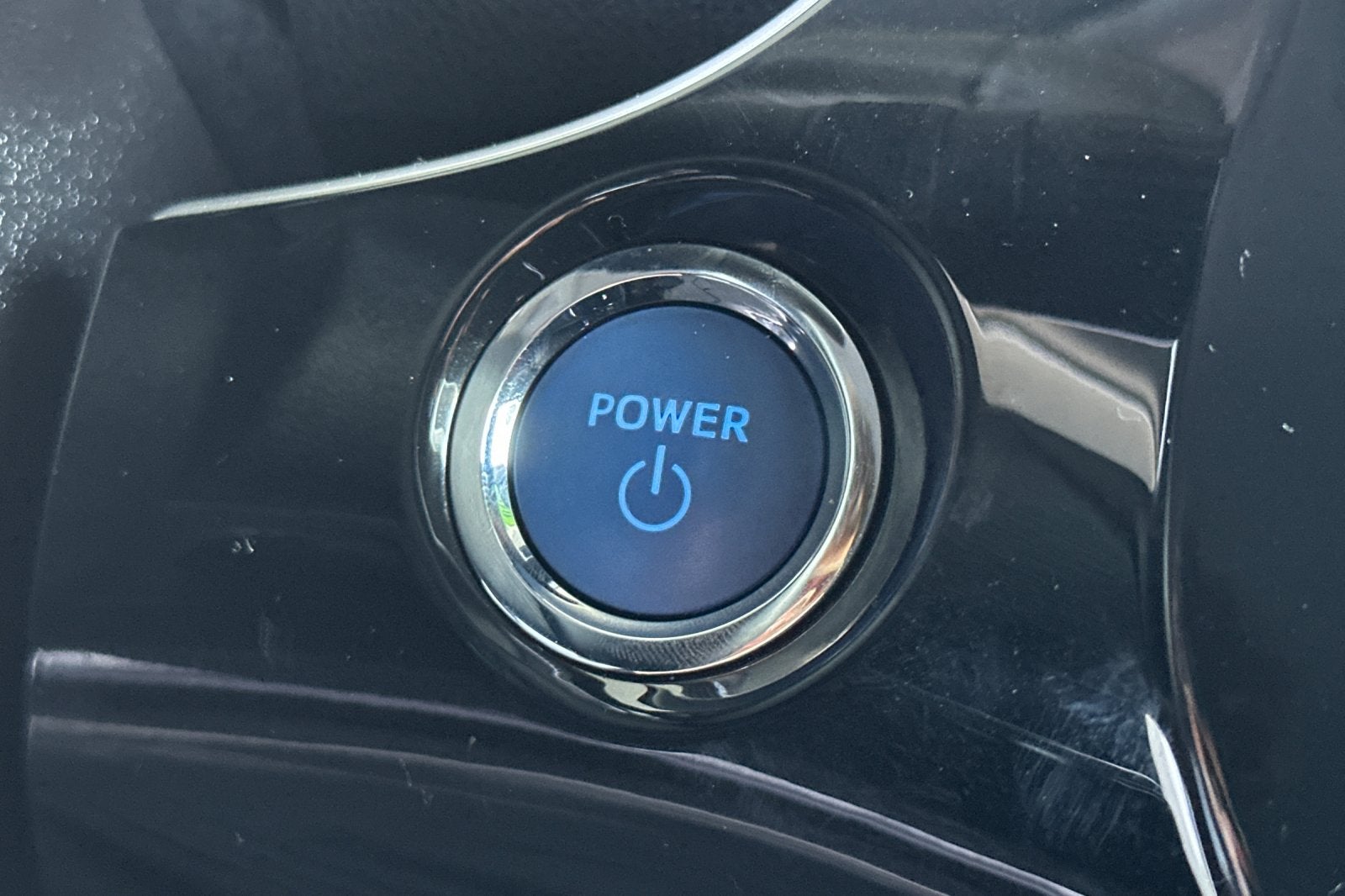 2019 Toyota Prius XLE AWD-e 5D Hatchback