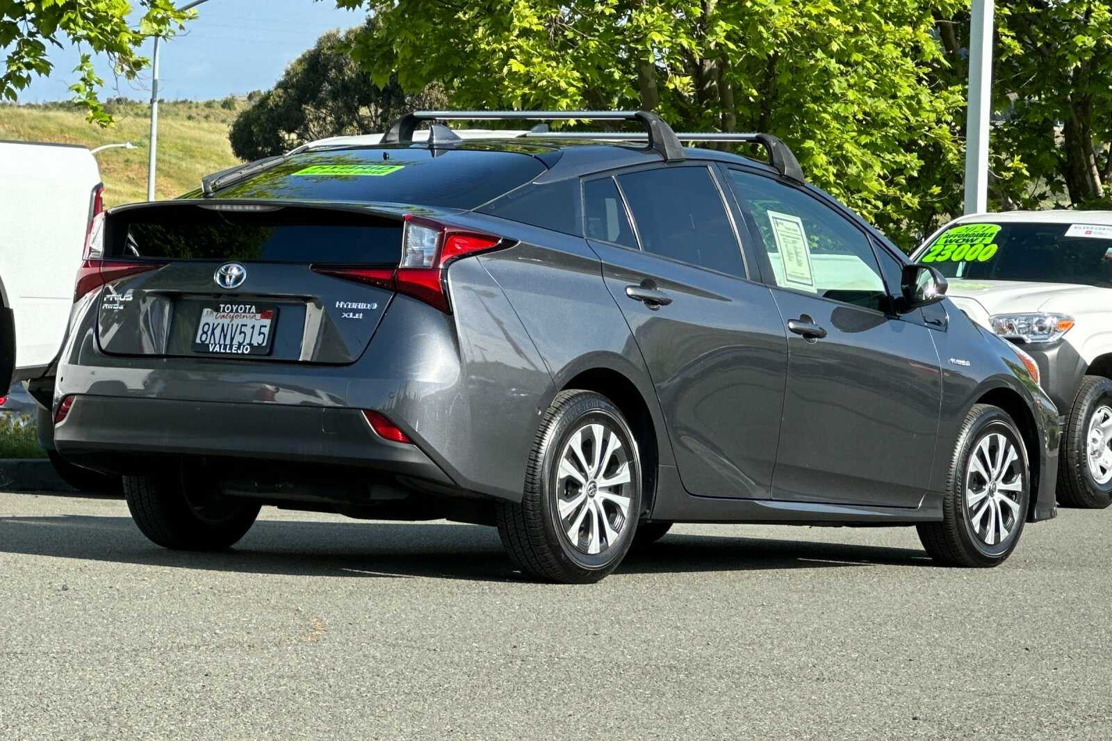 2019 Toyota Prius XLE AWD-e 5D Hatchback