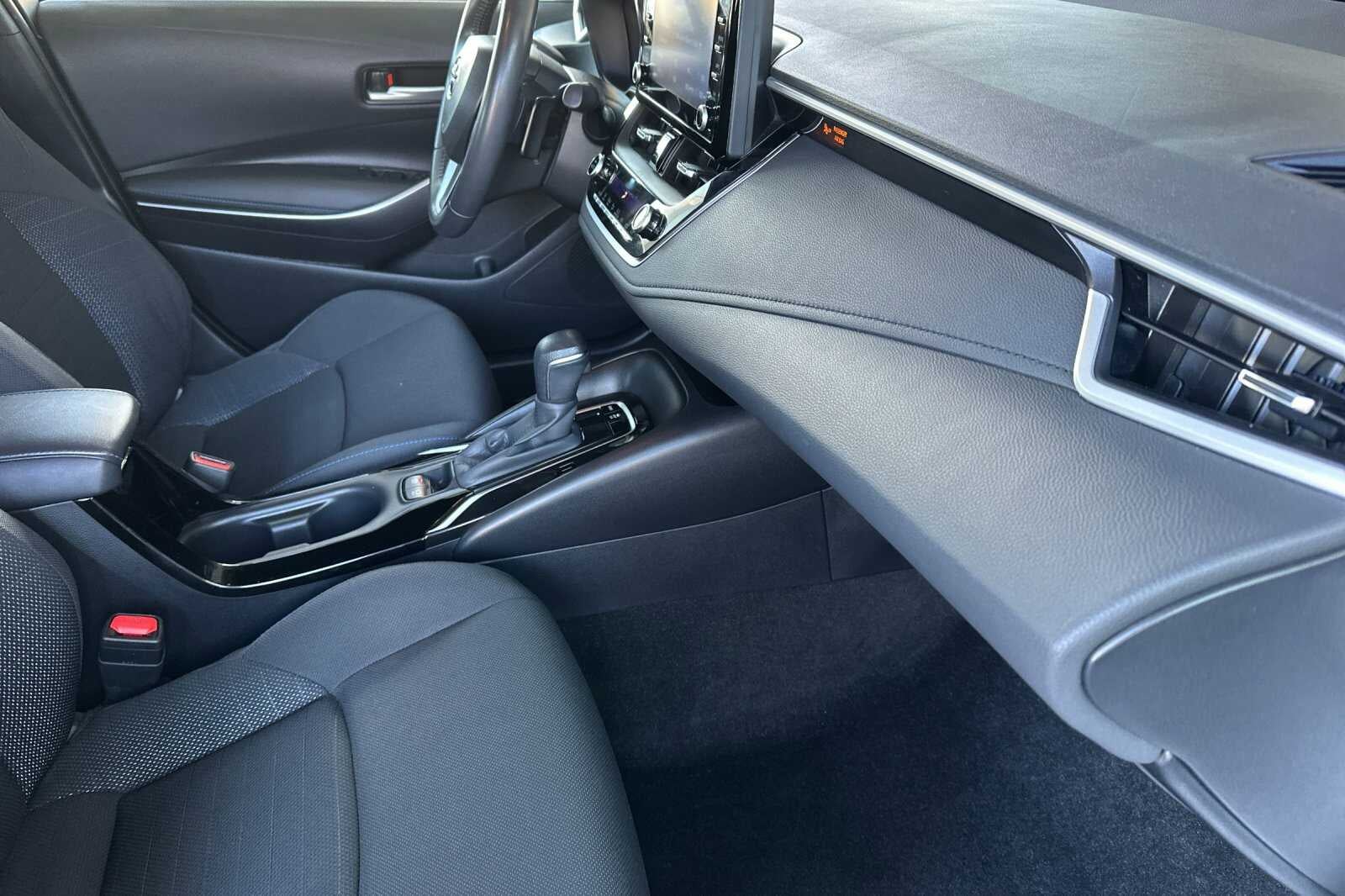 2022 Toyota Corolla SE 4D Sedan