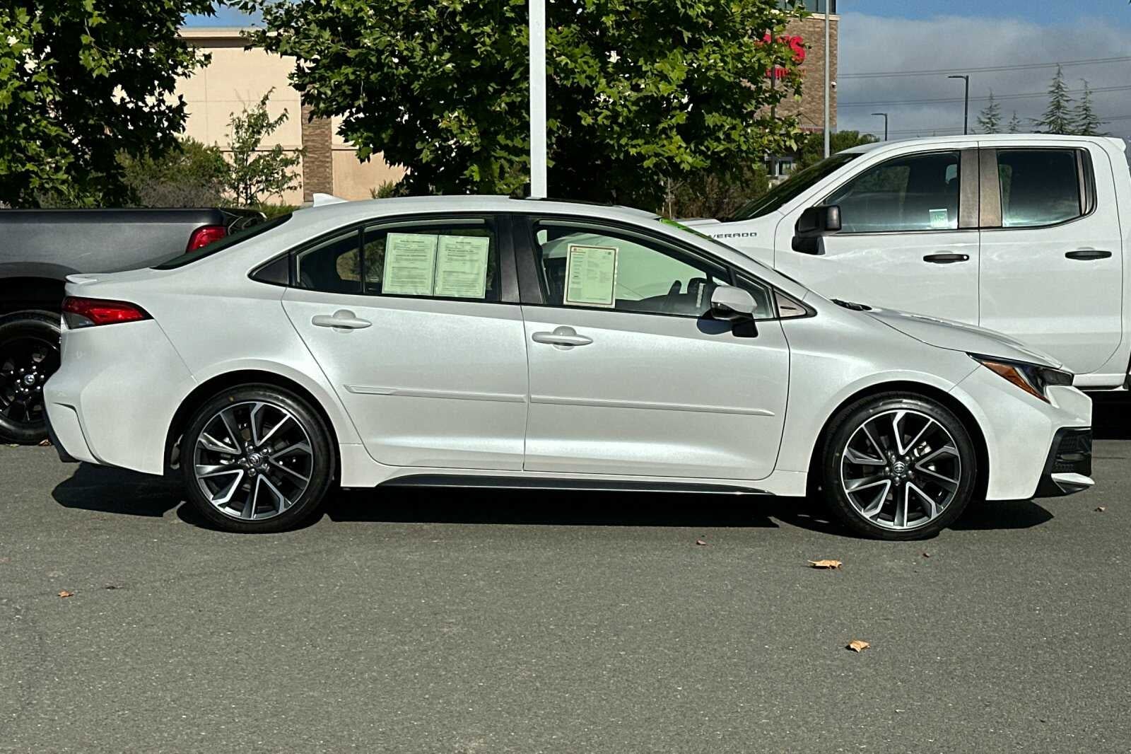 2022 Toyota Corolla SE 4D Sedan