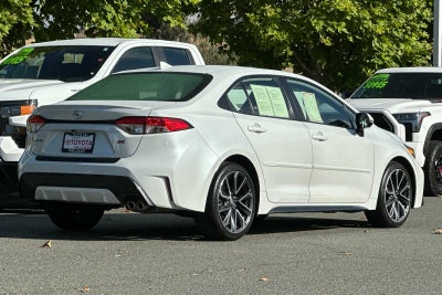 2022 Toyota Corolla SE 4D Sedan