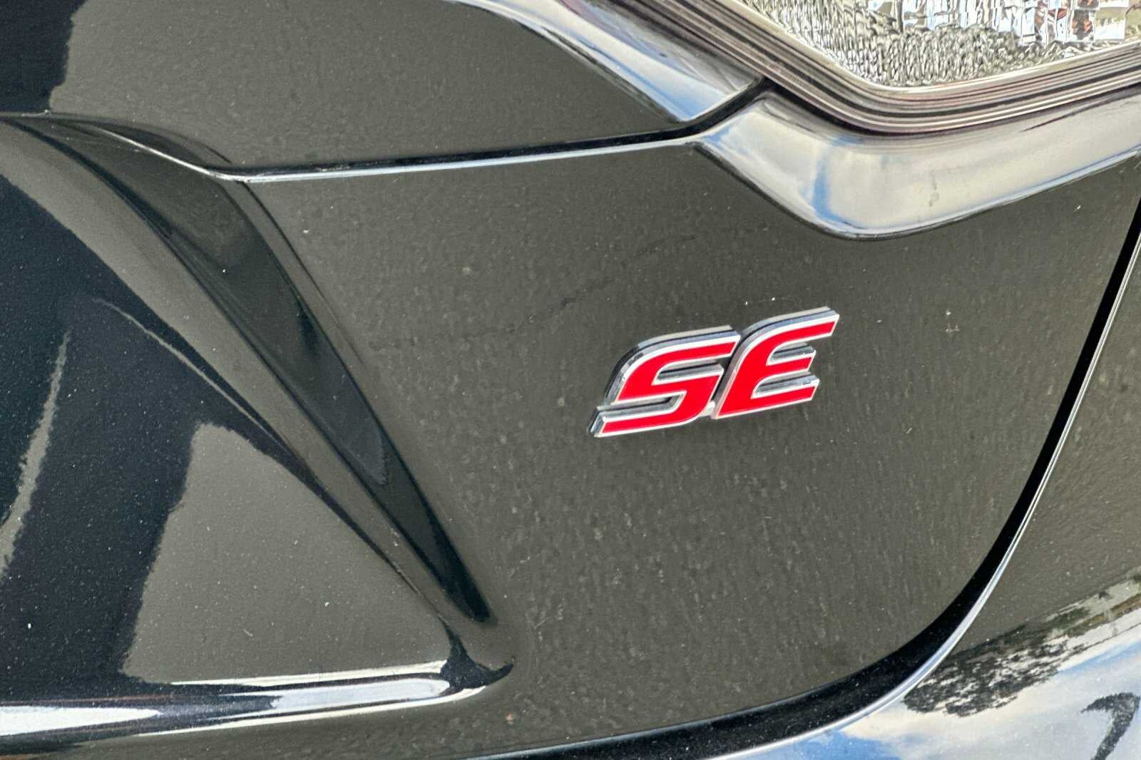 2024 Toyota Corolla SE 4D Sedan