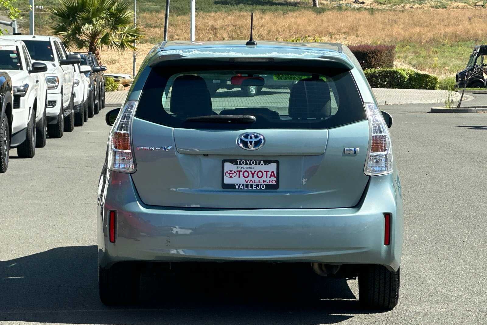 2013 Toyota Prius v Prius v Three
