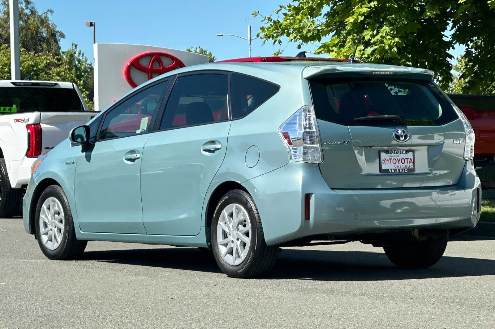 2013 Toyota Prius v Prius v Three