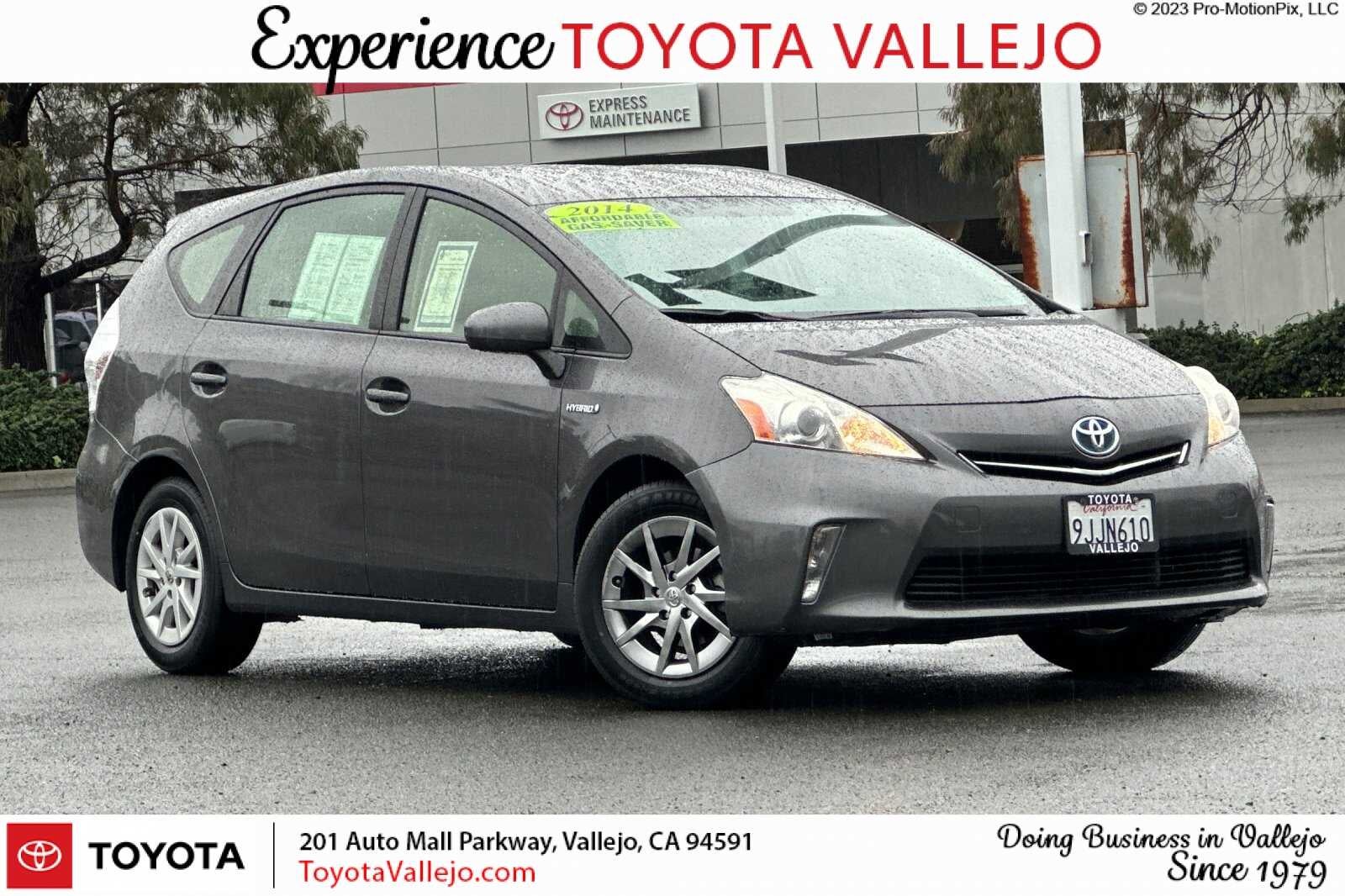 2014 Toyota Prius v Two 5D Wagon