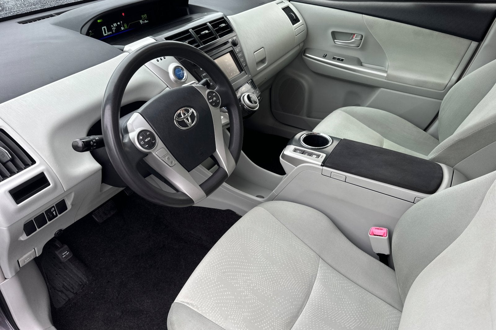 2014 Toyota Prius v Two 5D Wagon