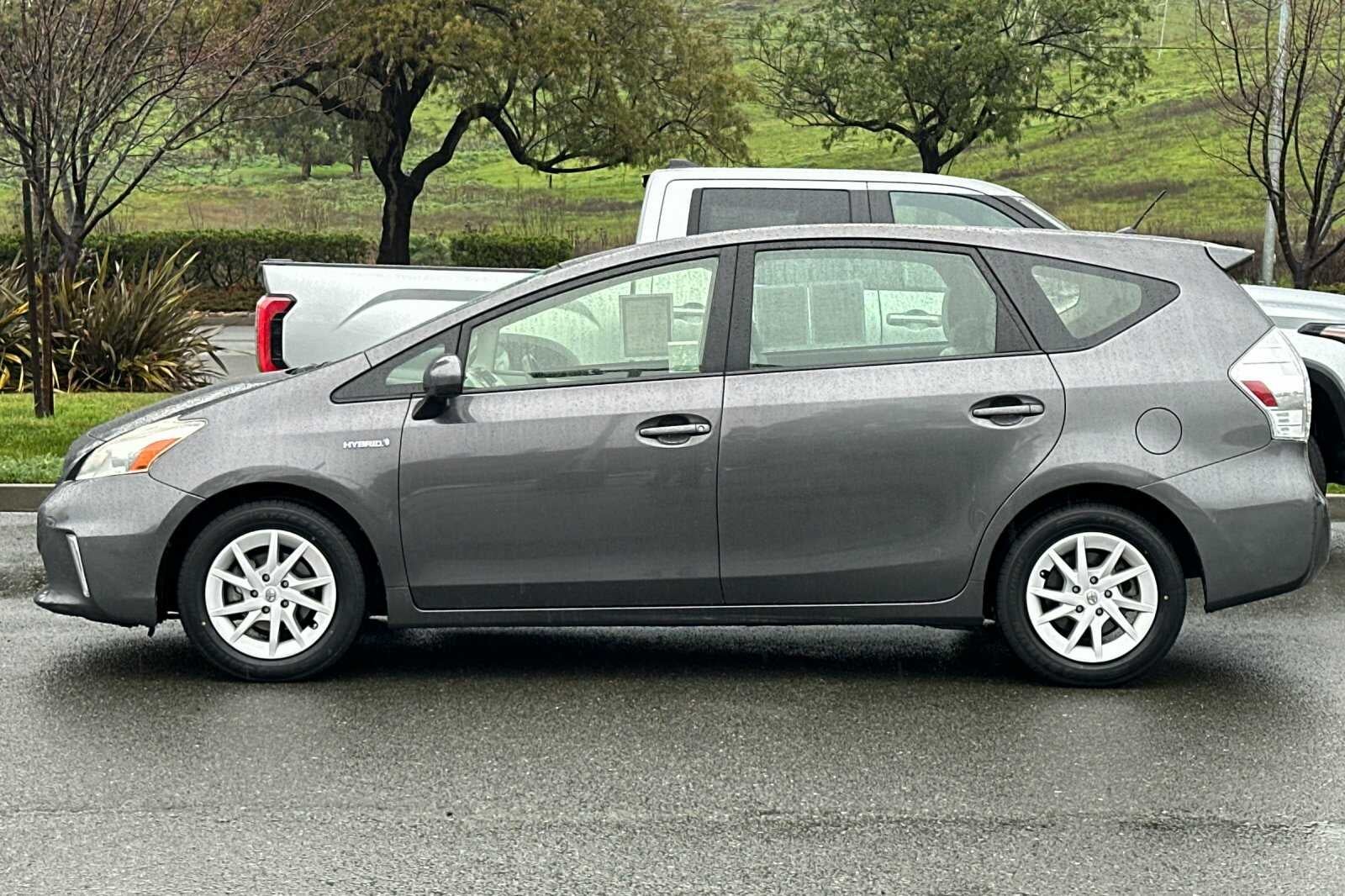 2014 Toyota Prius v Two 5D Wagon