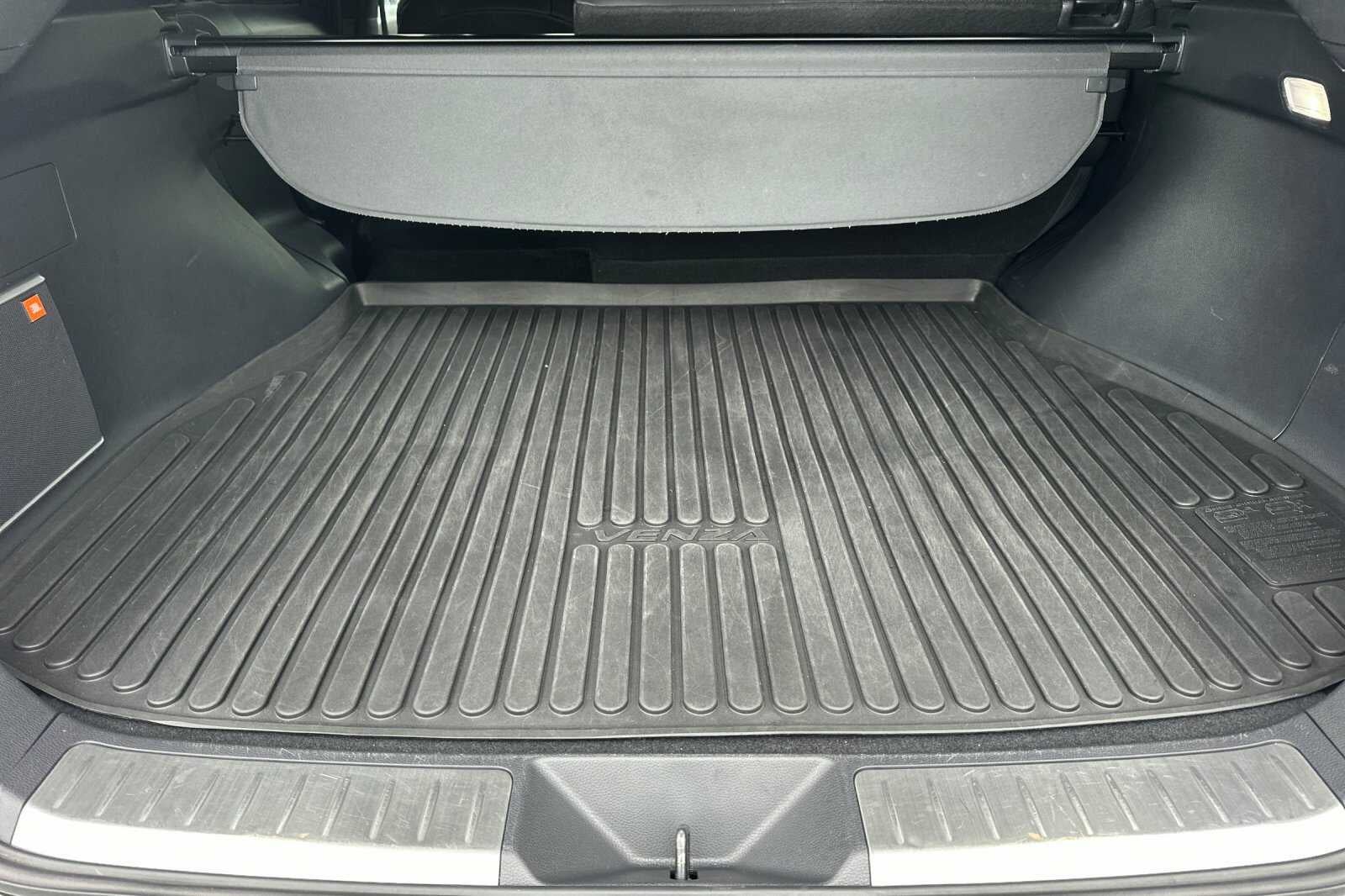 2024 Toyota Venza Limited 4D Sport Utility