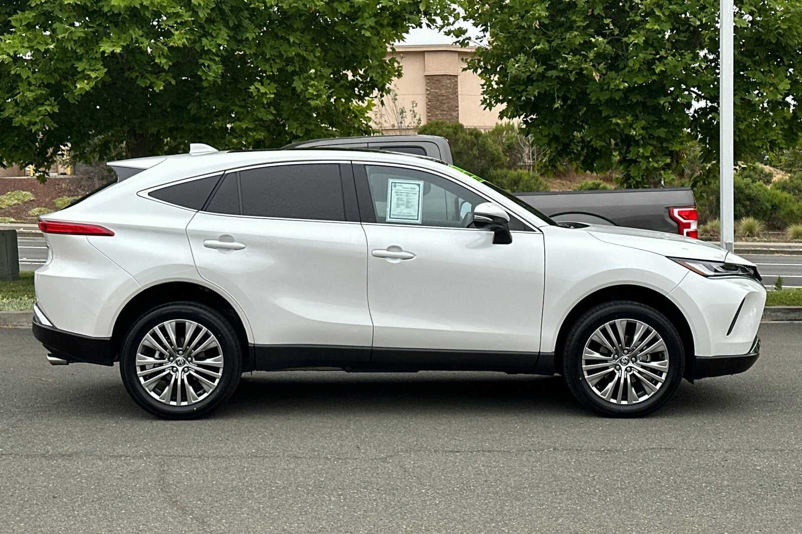 2024 Toyota Venza Limited 4D Sport Utility